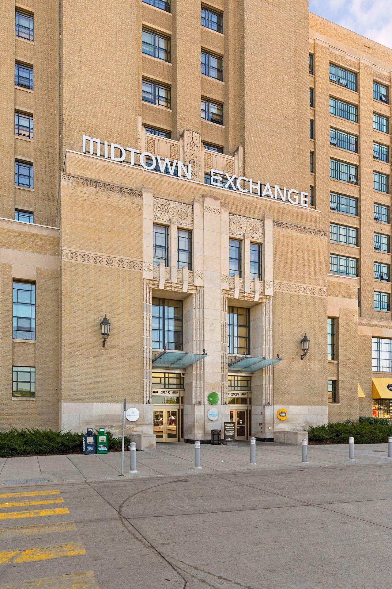 2615 Park Avenue Unit: 214