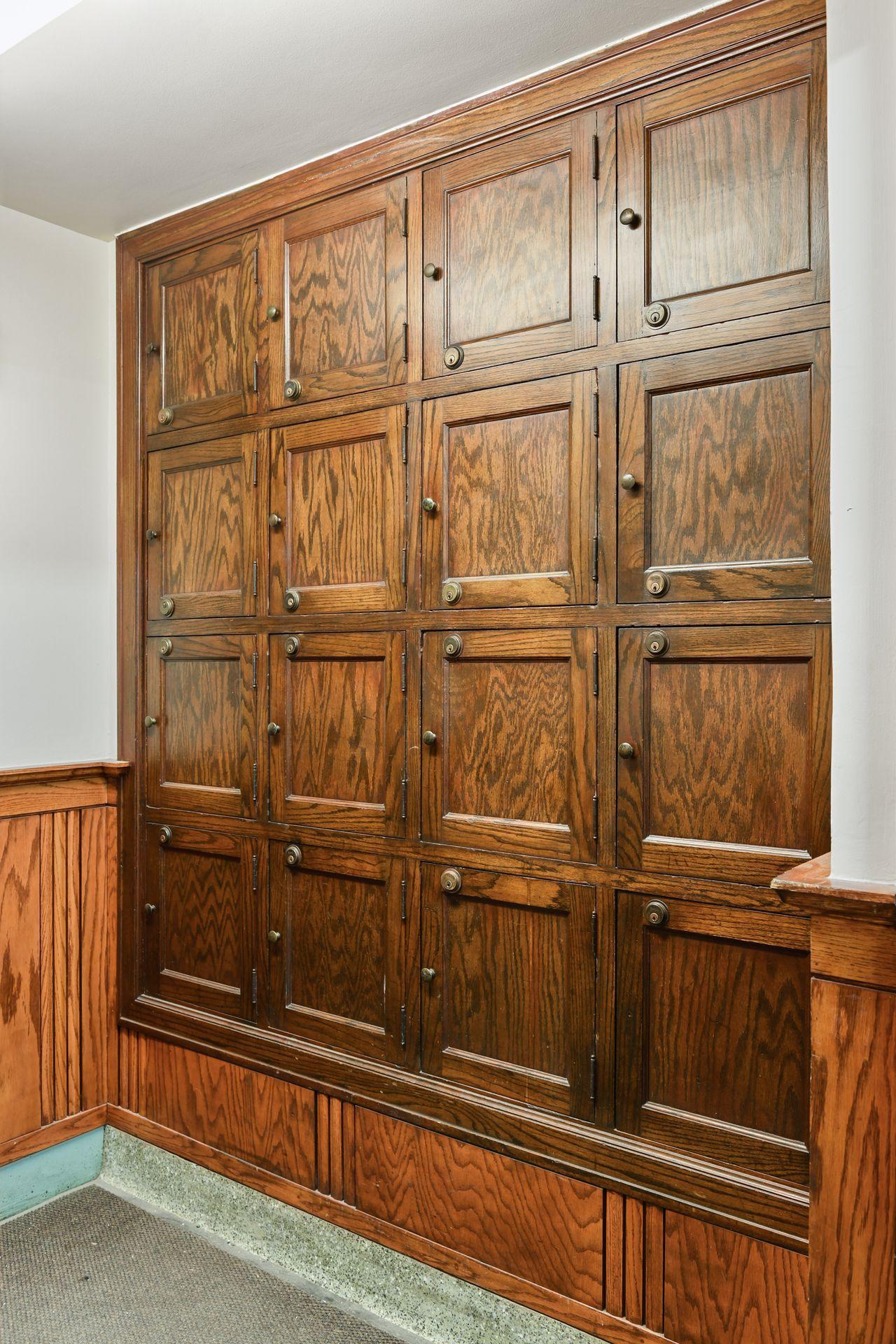 2615 Park Avenue Unit: 214