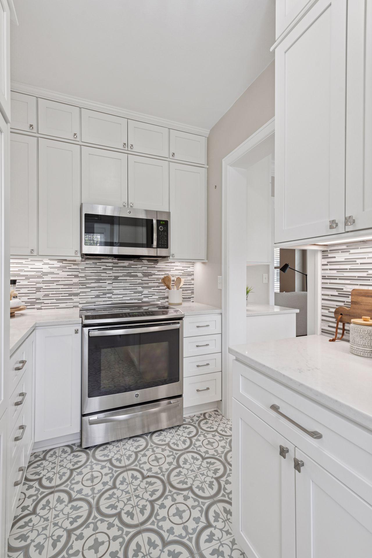2615 Park Avenue Unit: 214