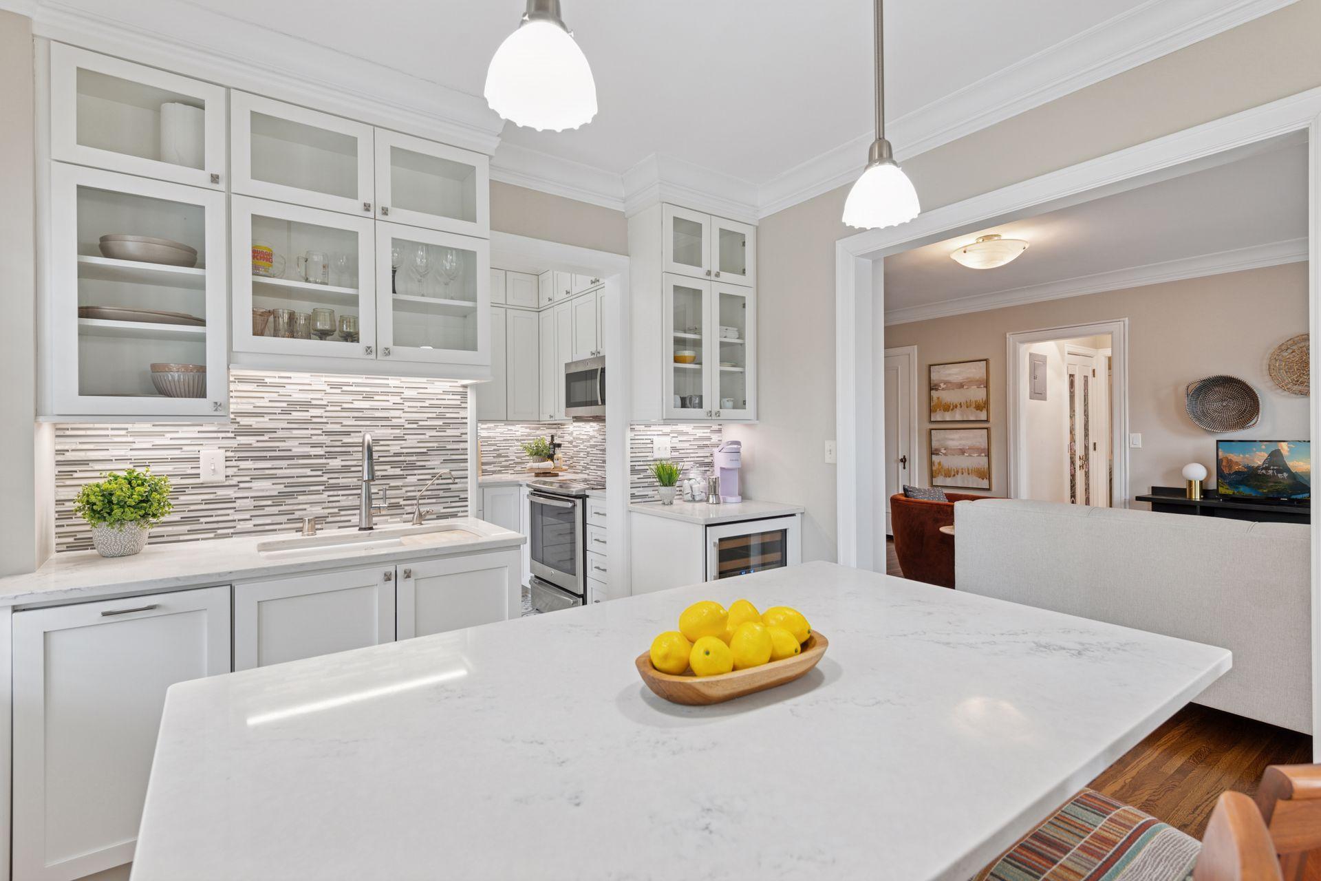 2615 Park Avenue Unit: 214