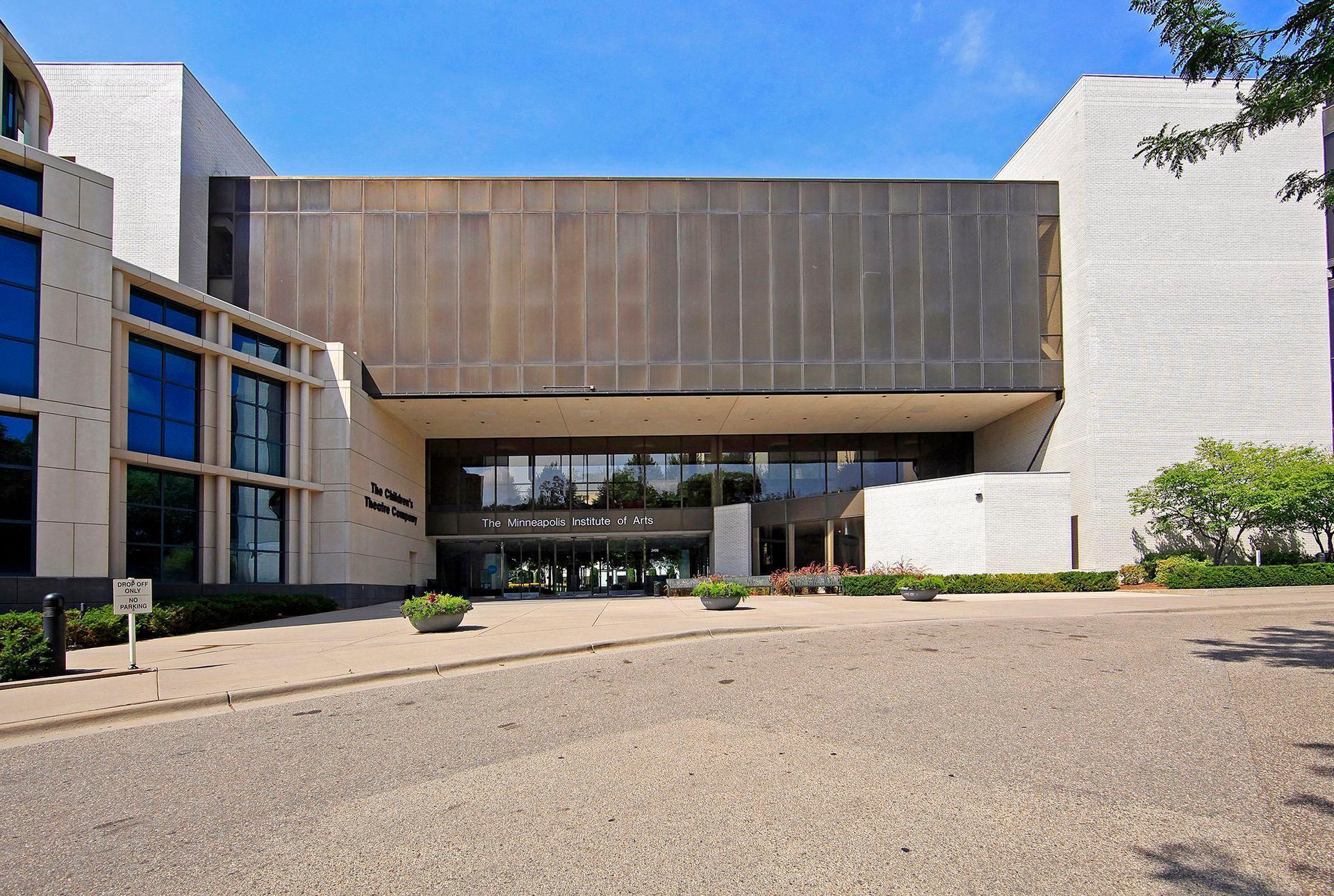 2615 Park Avenue Unit: 214
