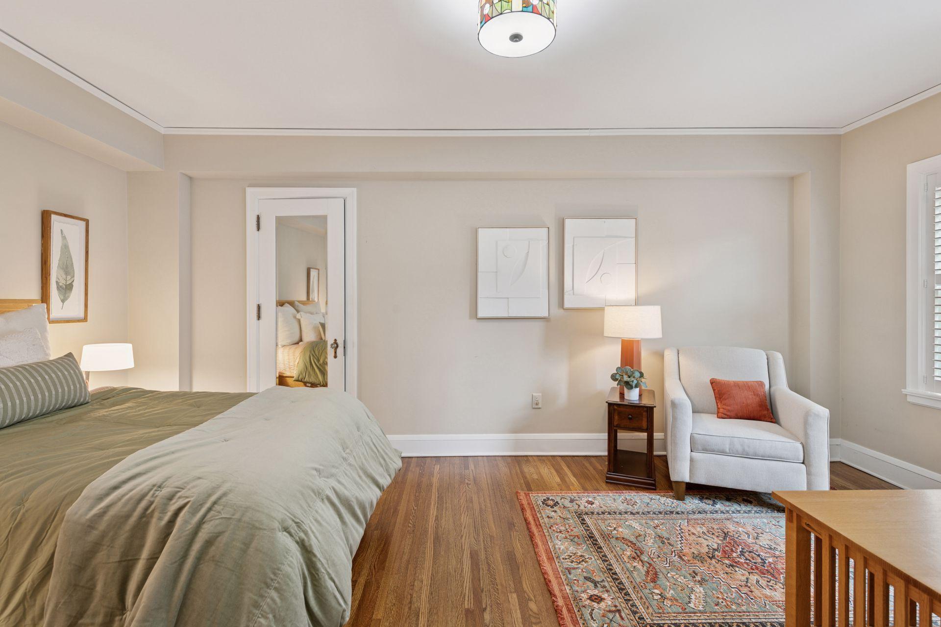 2615 Park Avenue Unit: 214