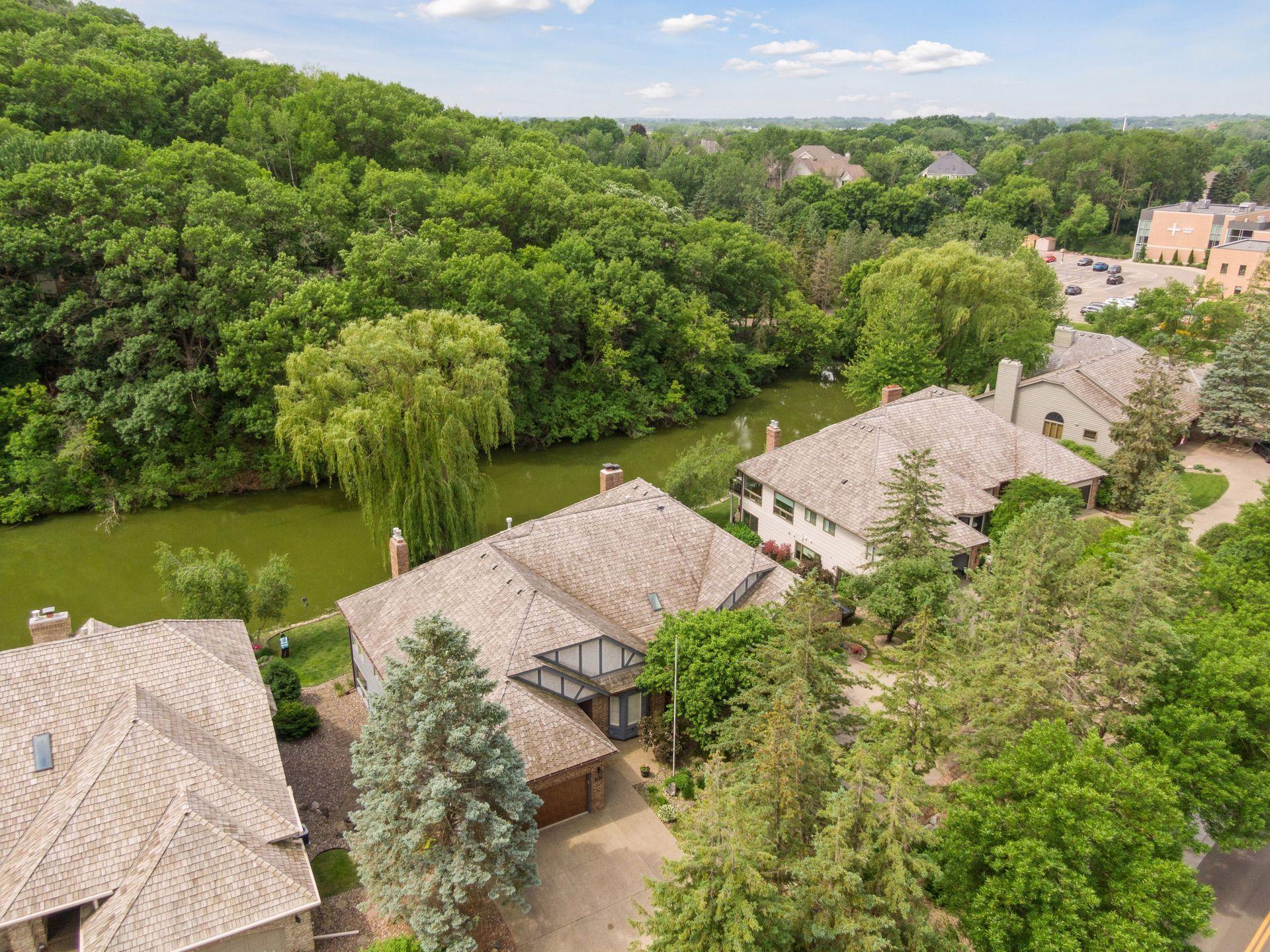 6537 Mccauley Trail W