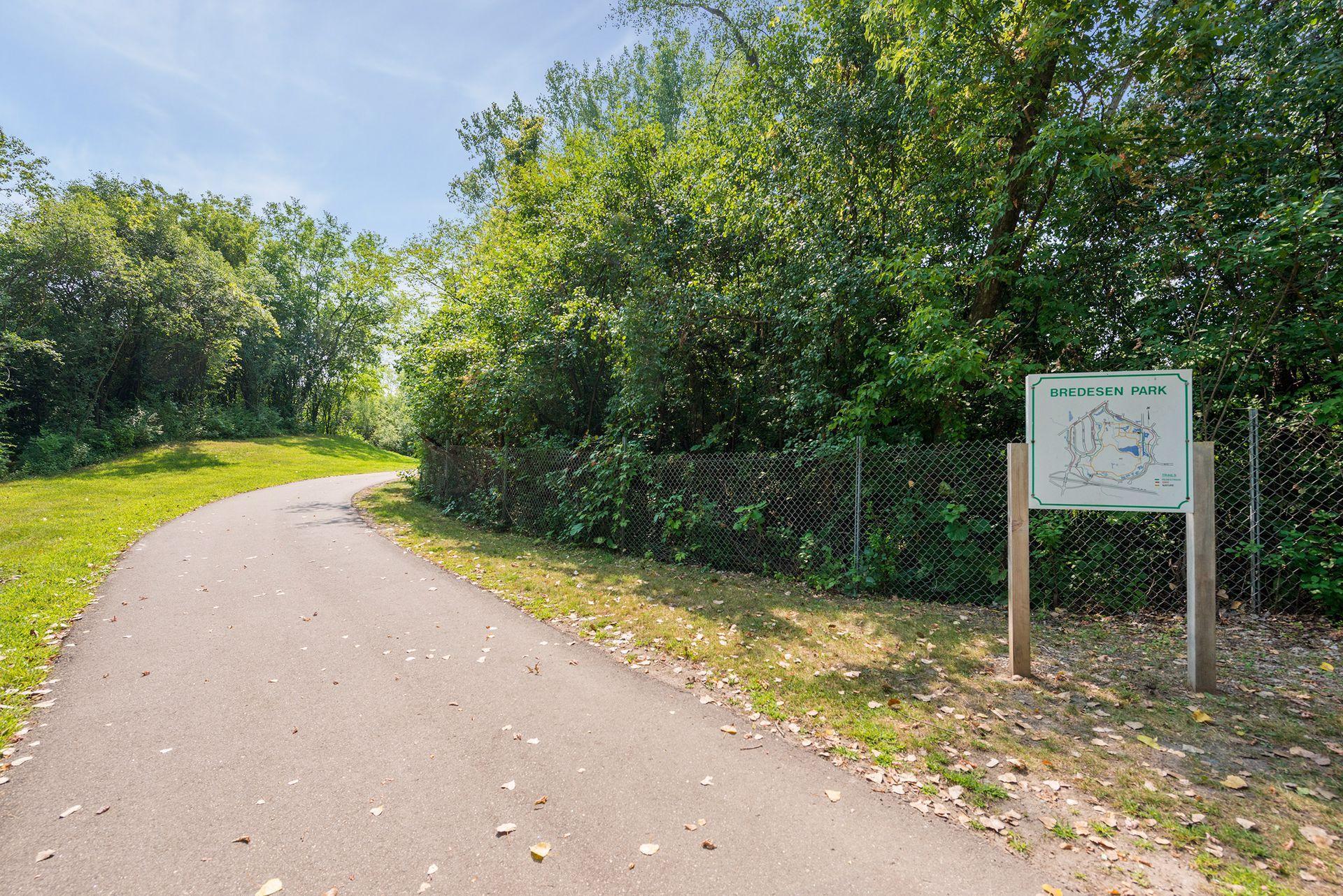 6537 Mccauley Trail W