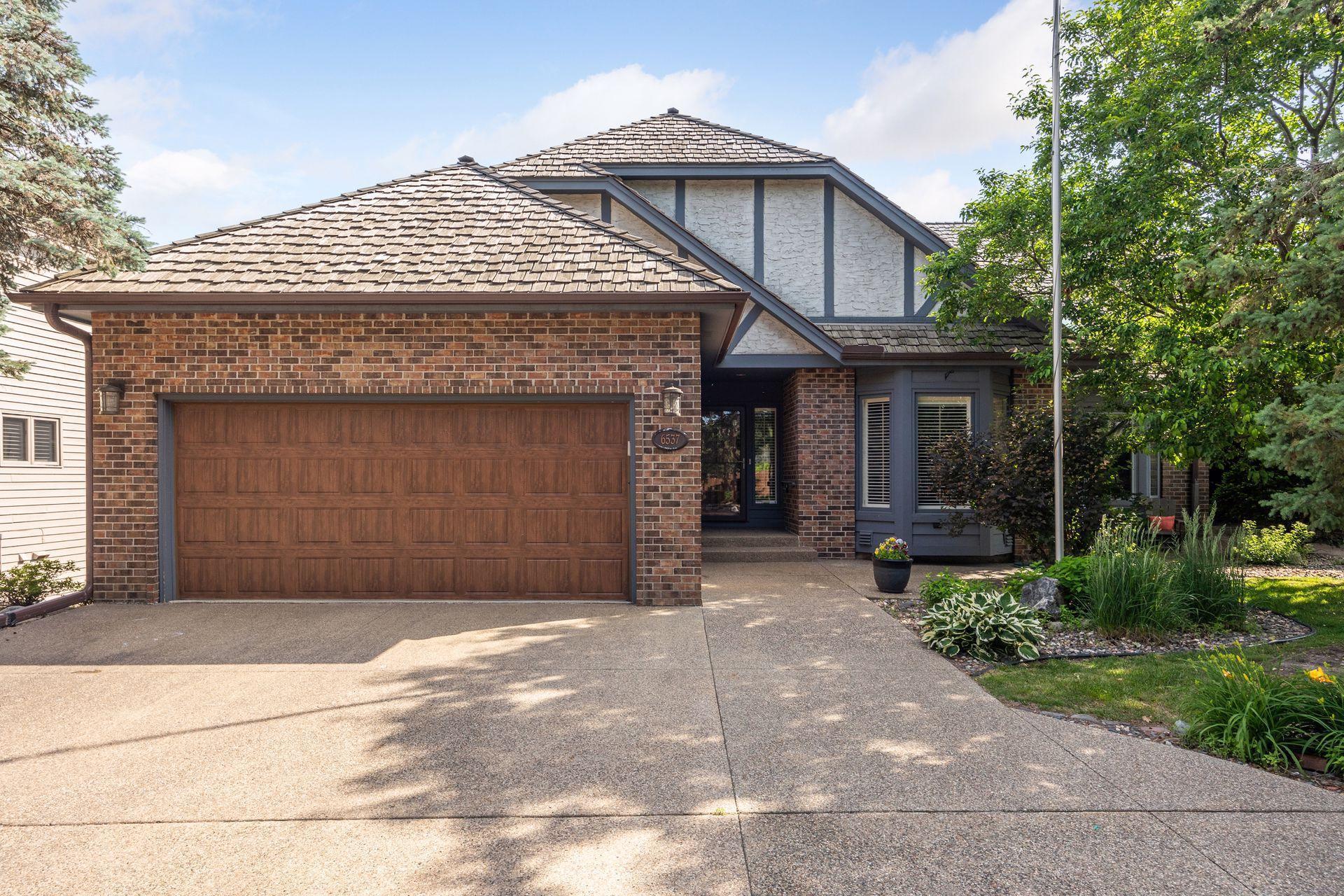 6537 Mccauley Trail W