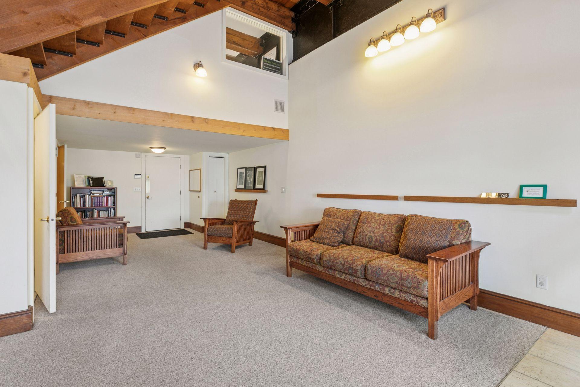 357 Kellogg Boulevard E Unit: 8