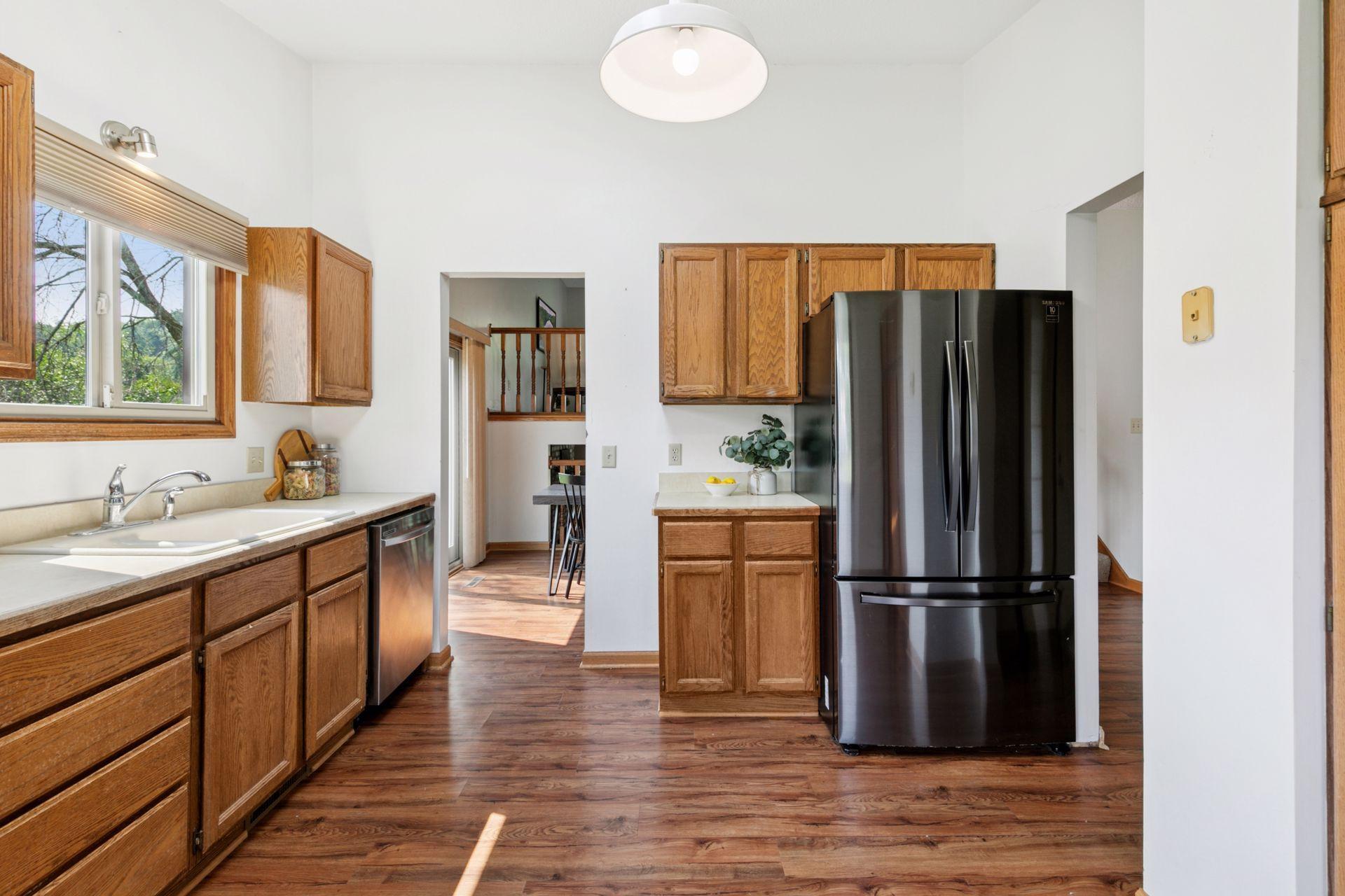 4765 W 143rd Street