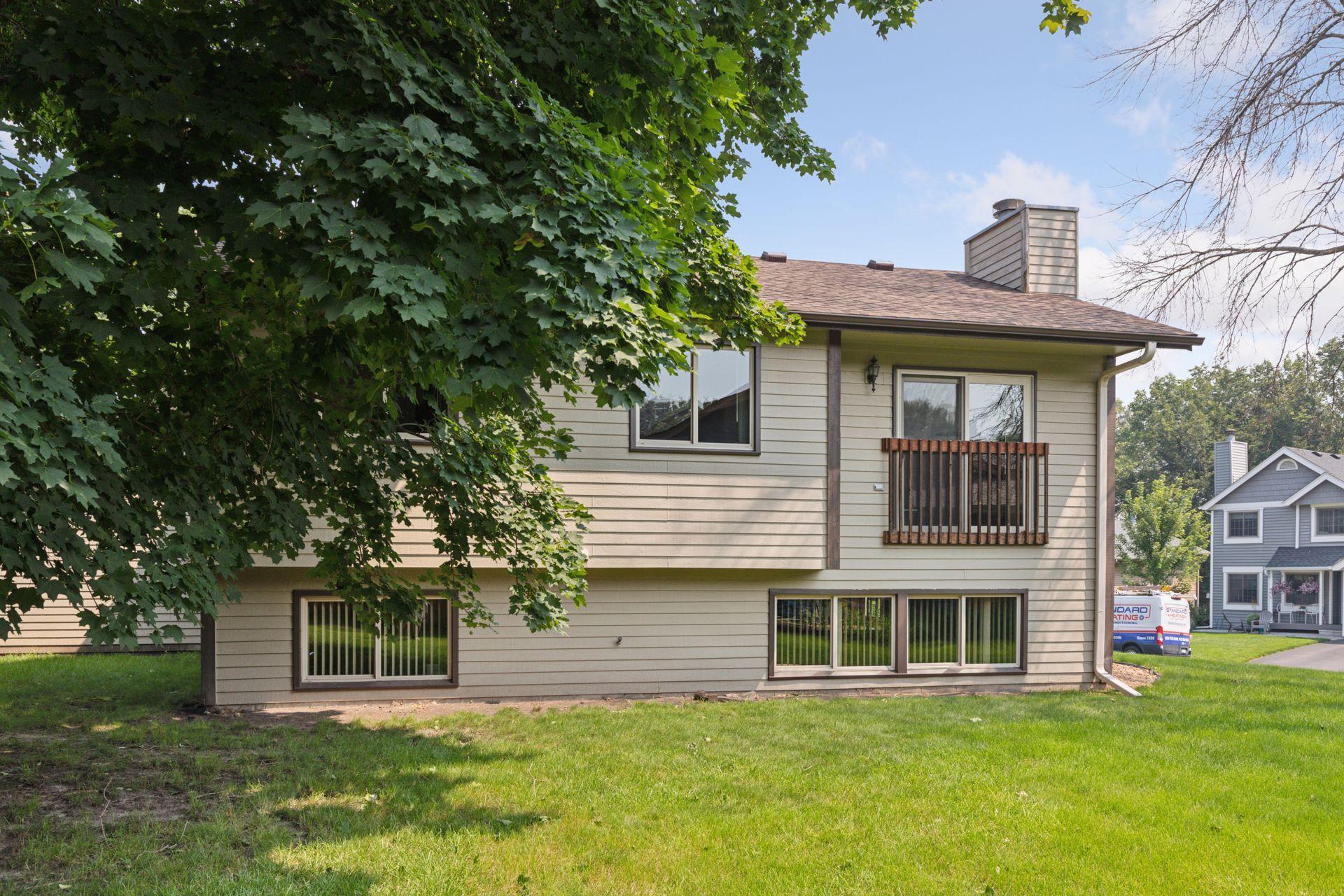 4765 W 143rd Street