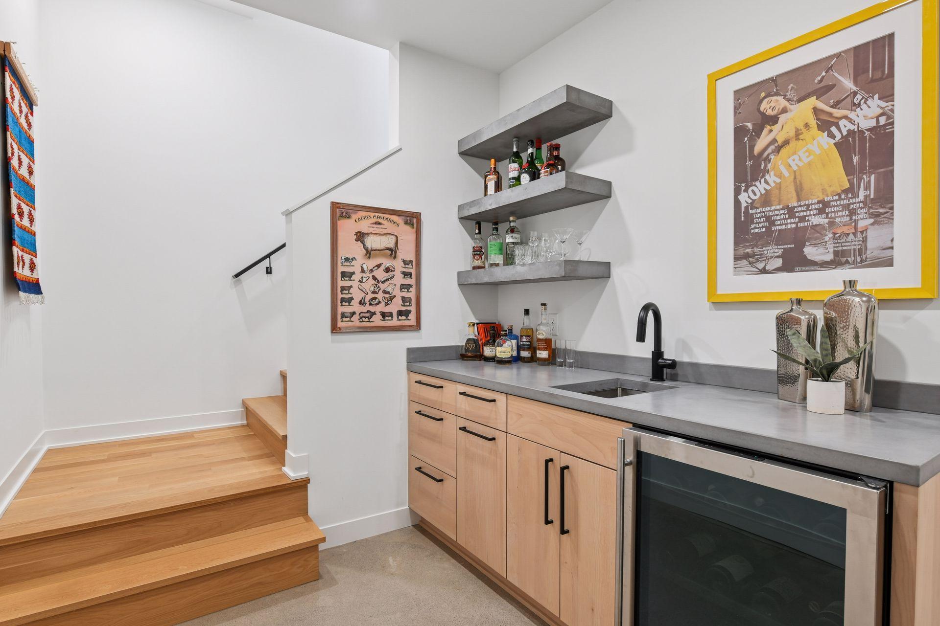 5721 Abbott Avenue S