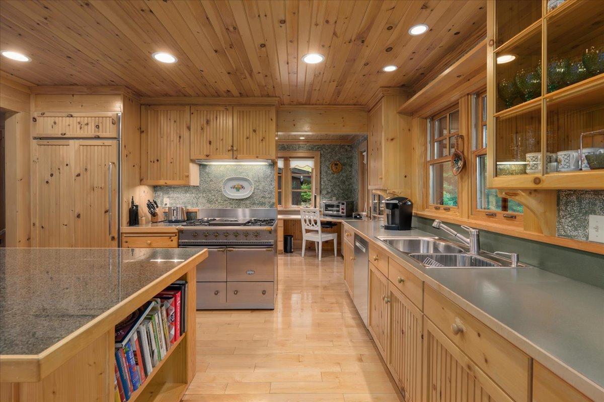 13315 Aurora Drive