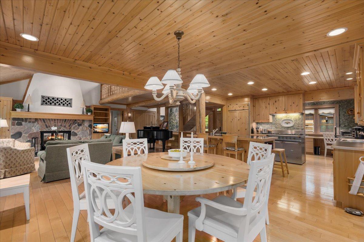13315 Aurora Drive