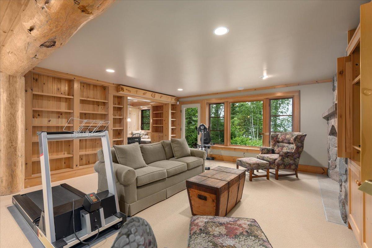 13315 Aurora Drive