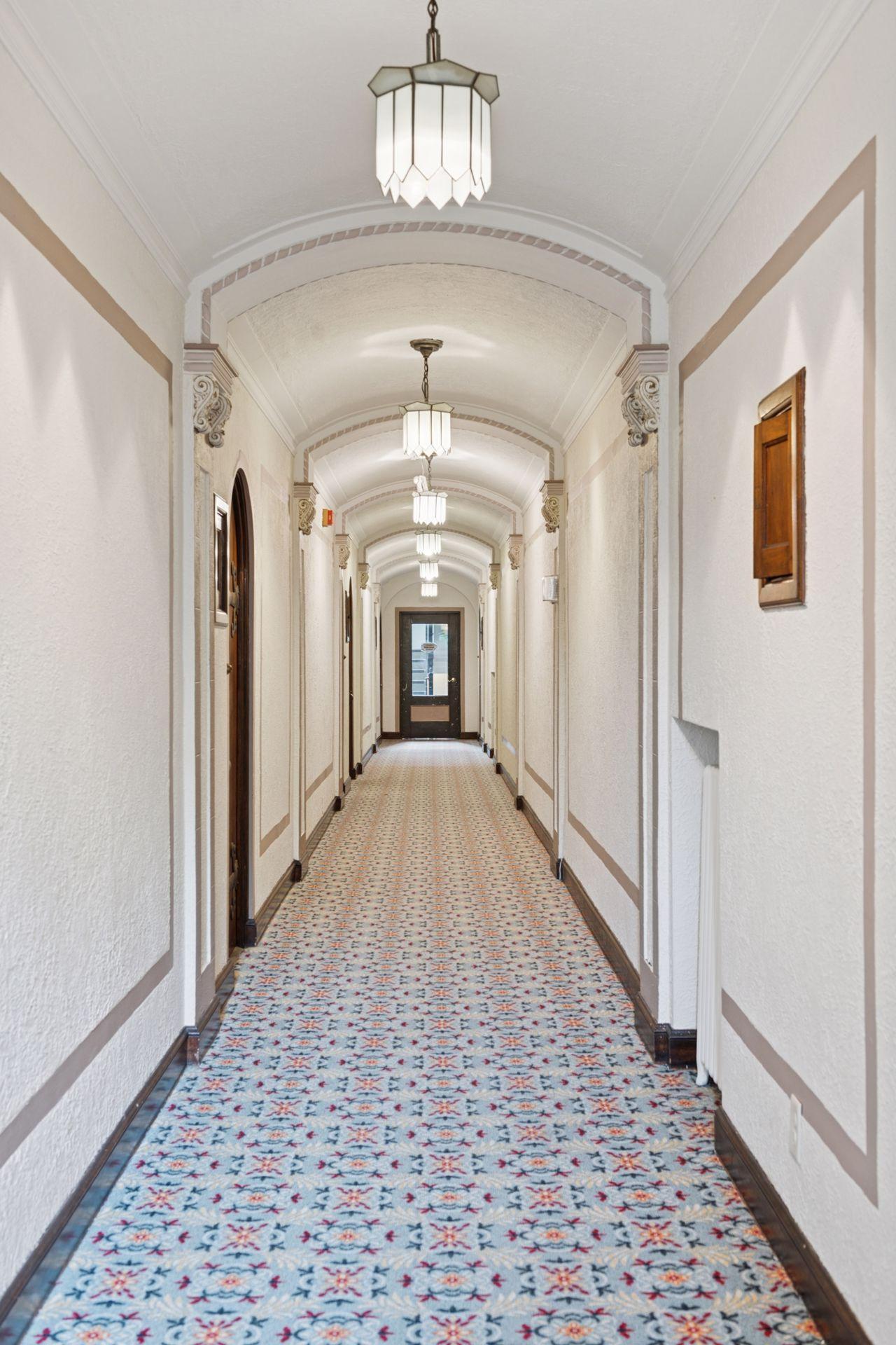 3252 Fremont Avenue S Unit: 103