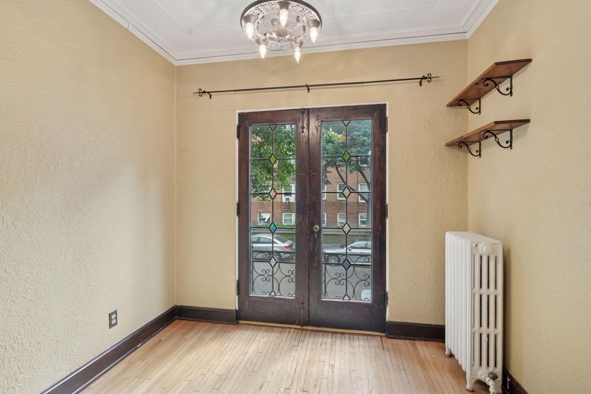 3252 Fremont Avenue S Unit: 103