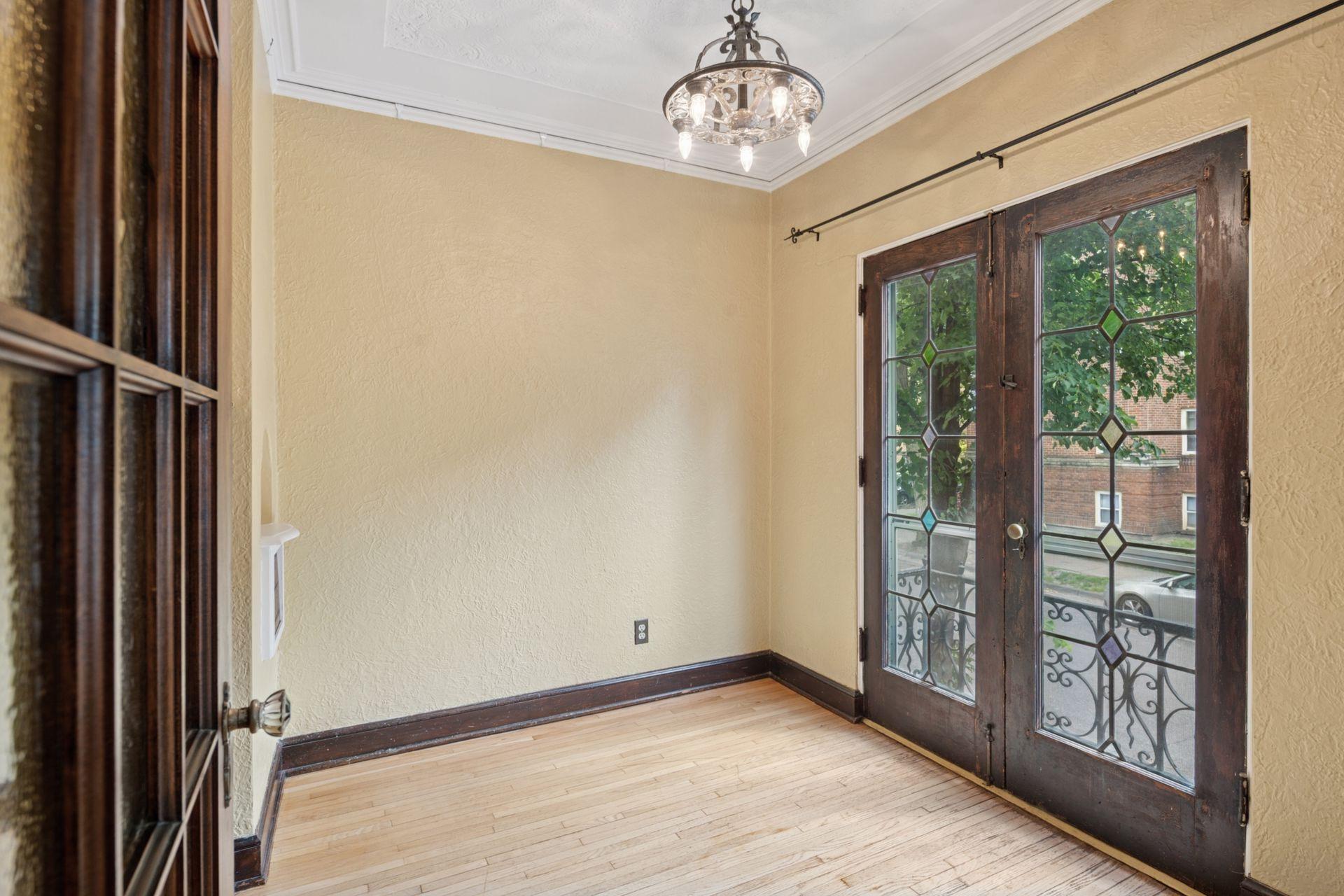 3252 Fremont Avenue S Unit: 103