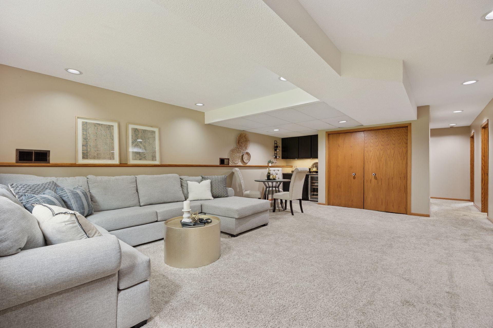 1158 Veronica Lane