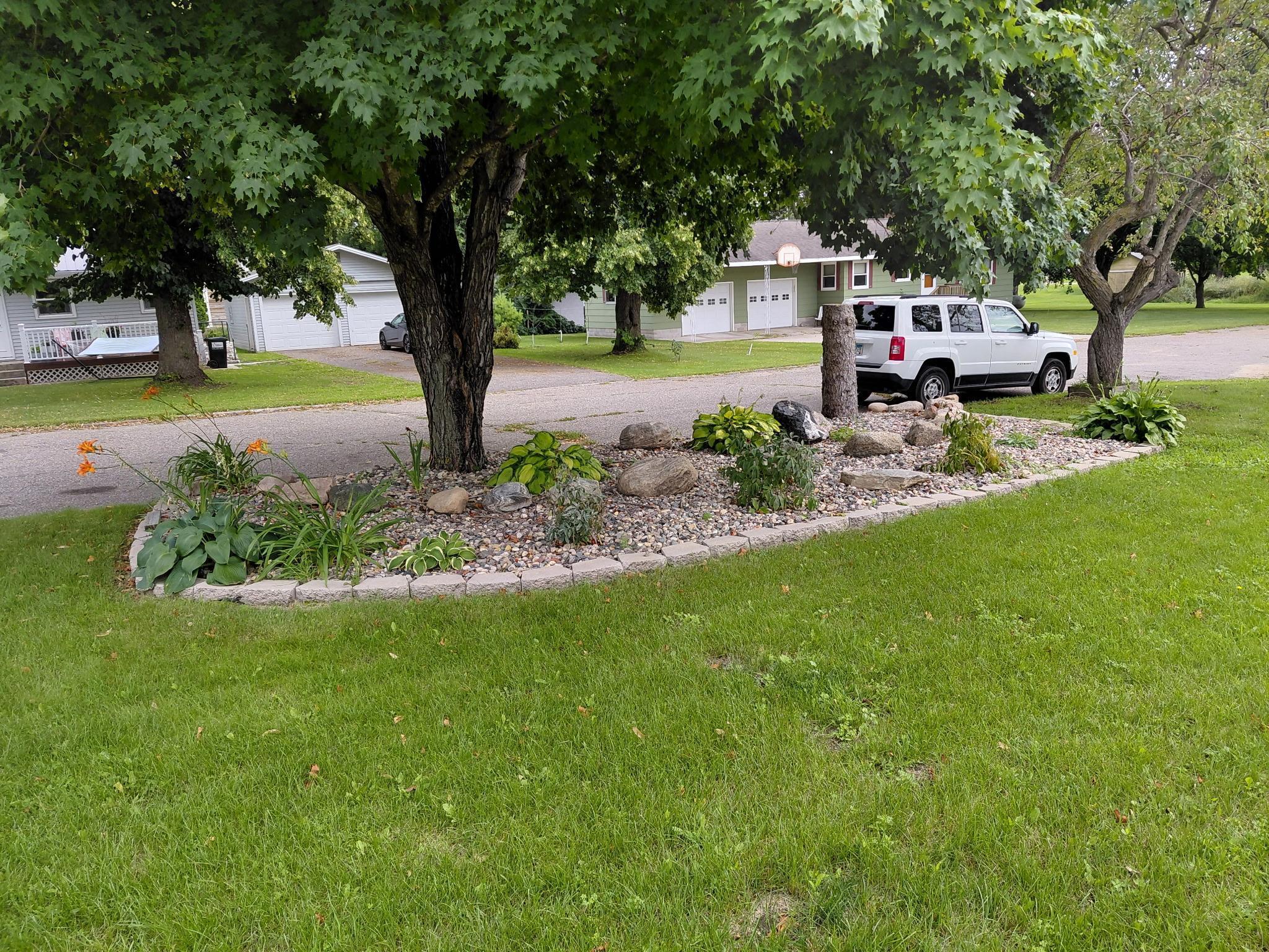 599 Carlson Place