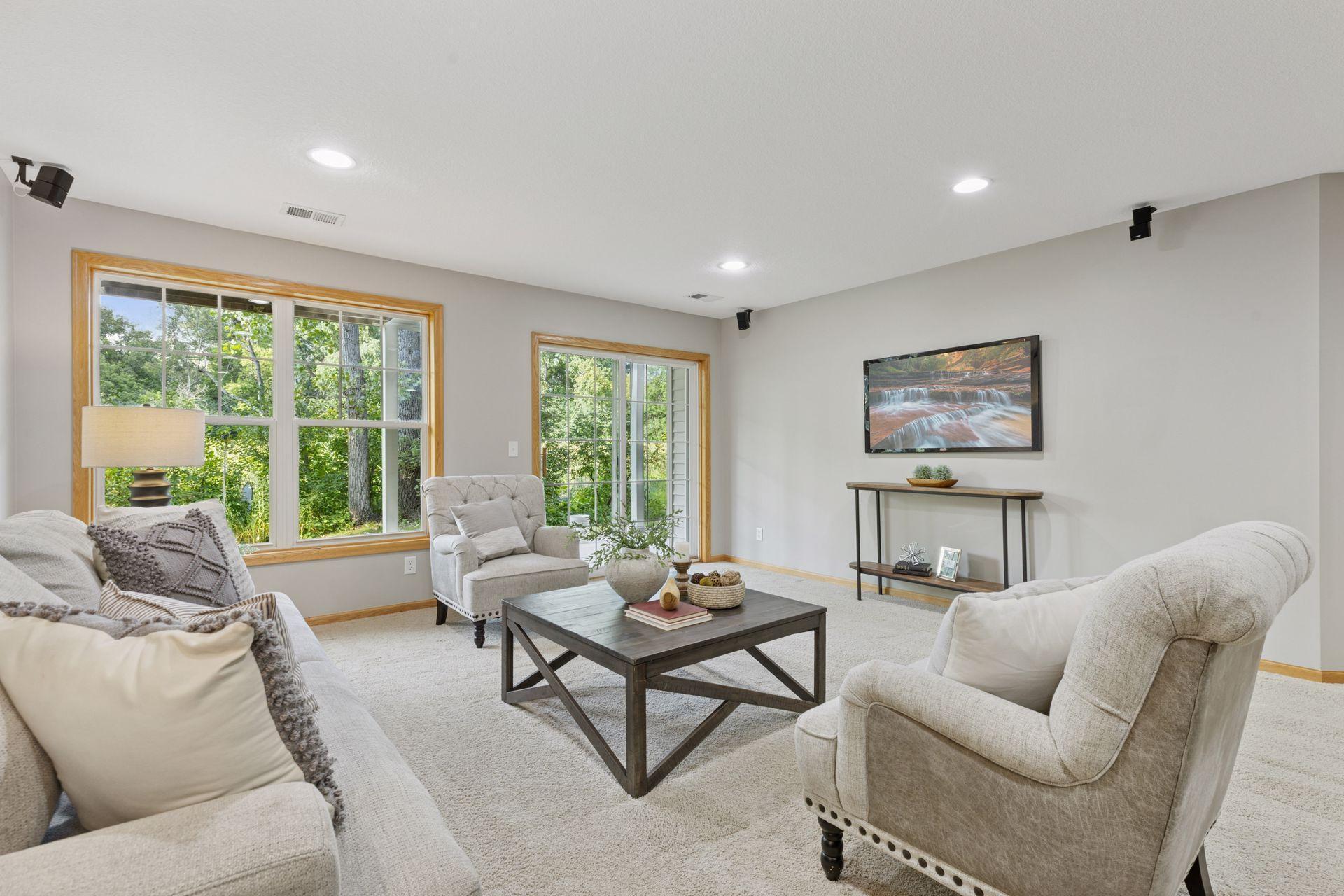 9258 Francis Lane