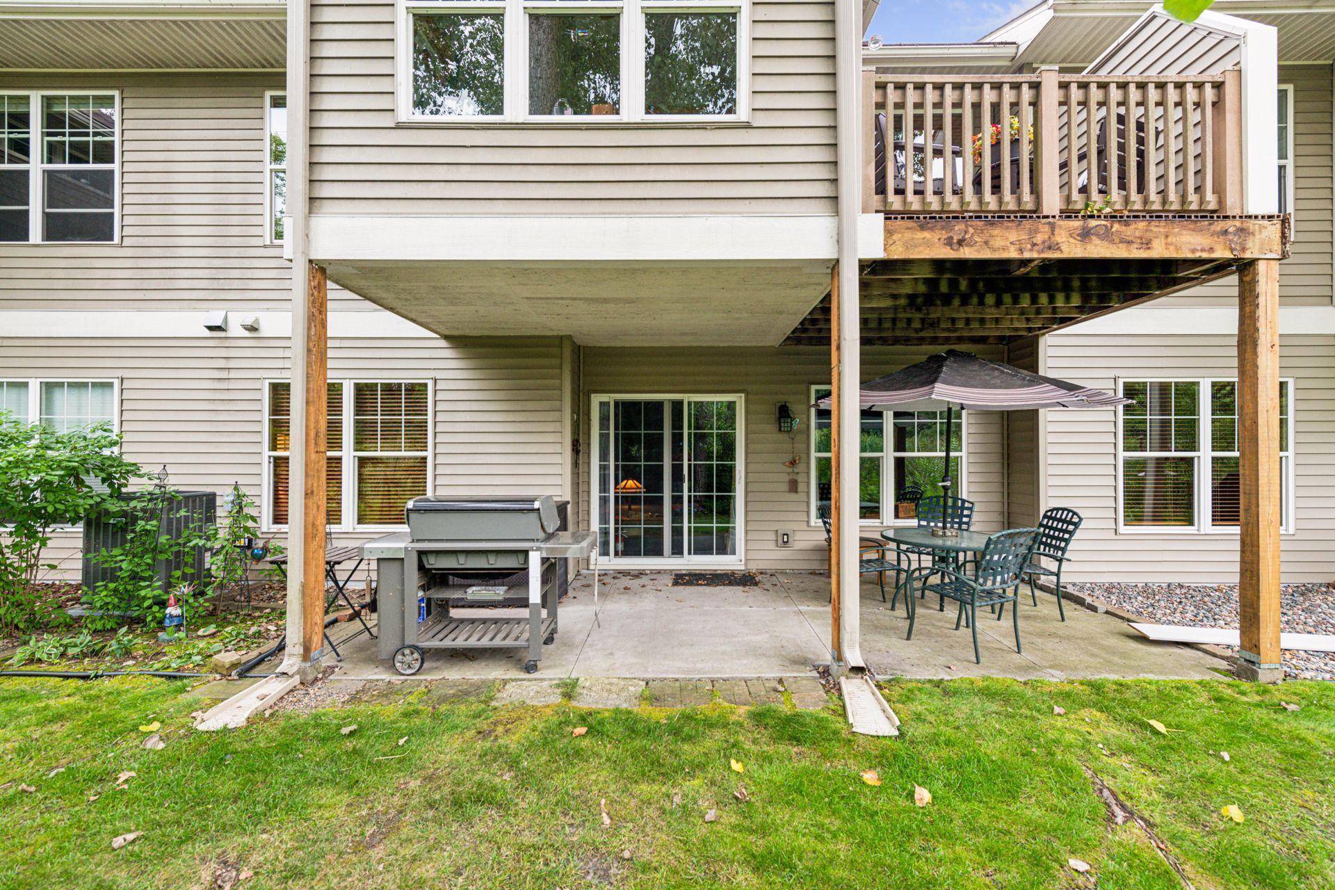 9258 Francis Lane