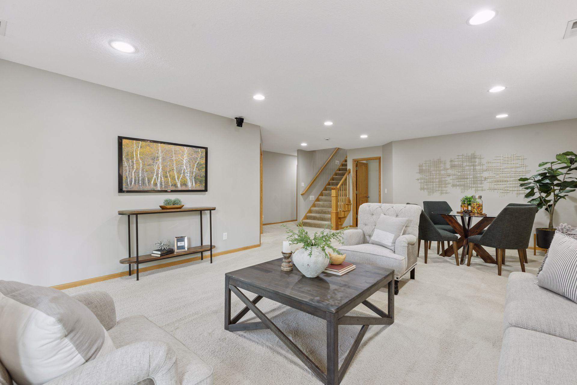 9258 Francis Lane