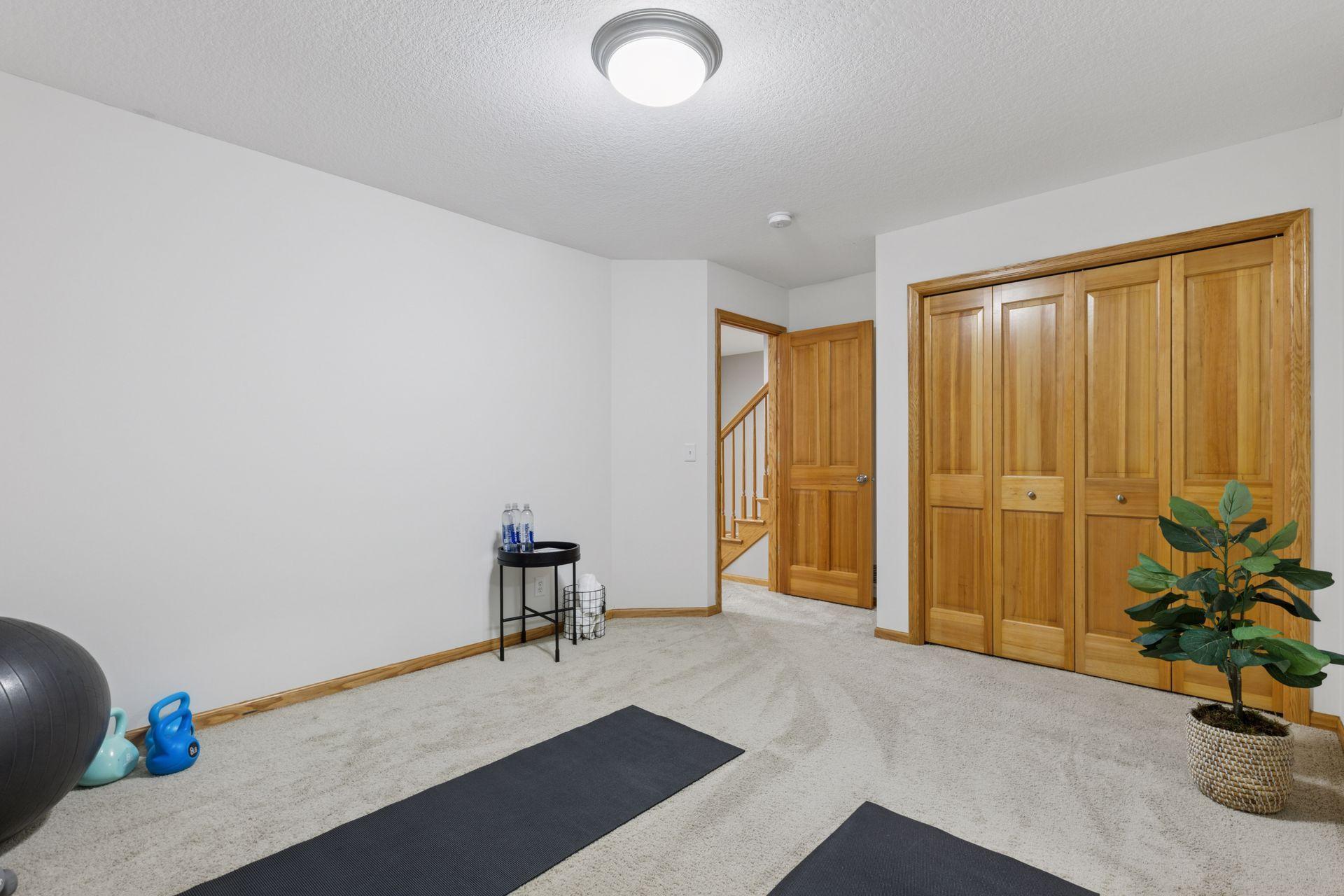 9258 Francis Lane
