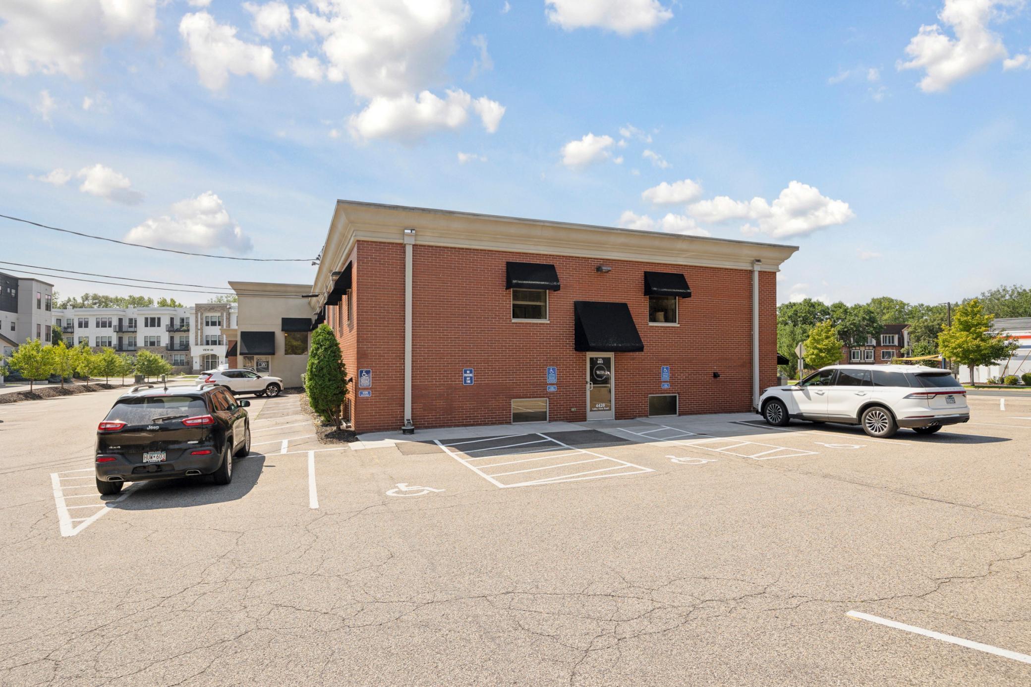 4420 Valley View Road