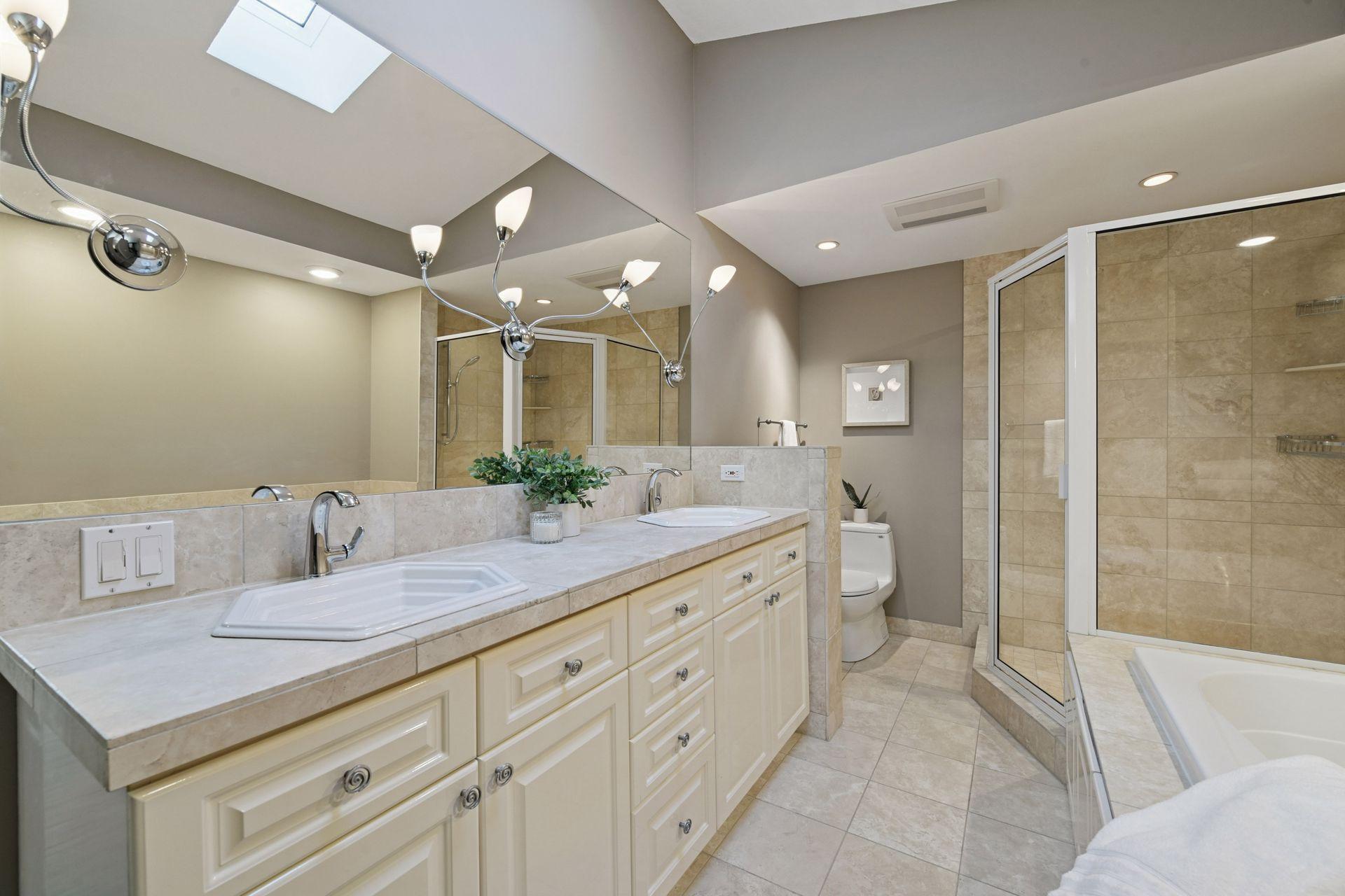16795 Whittington Walk