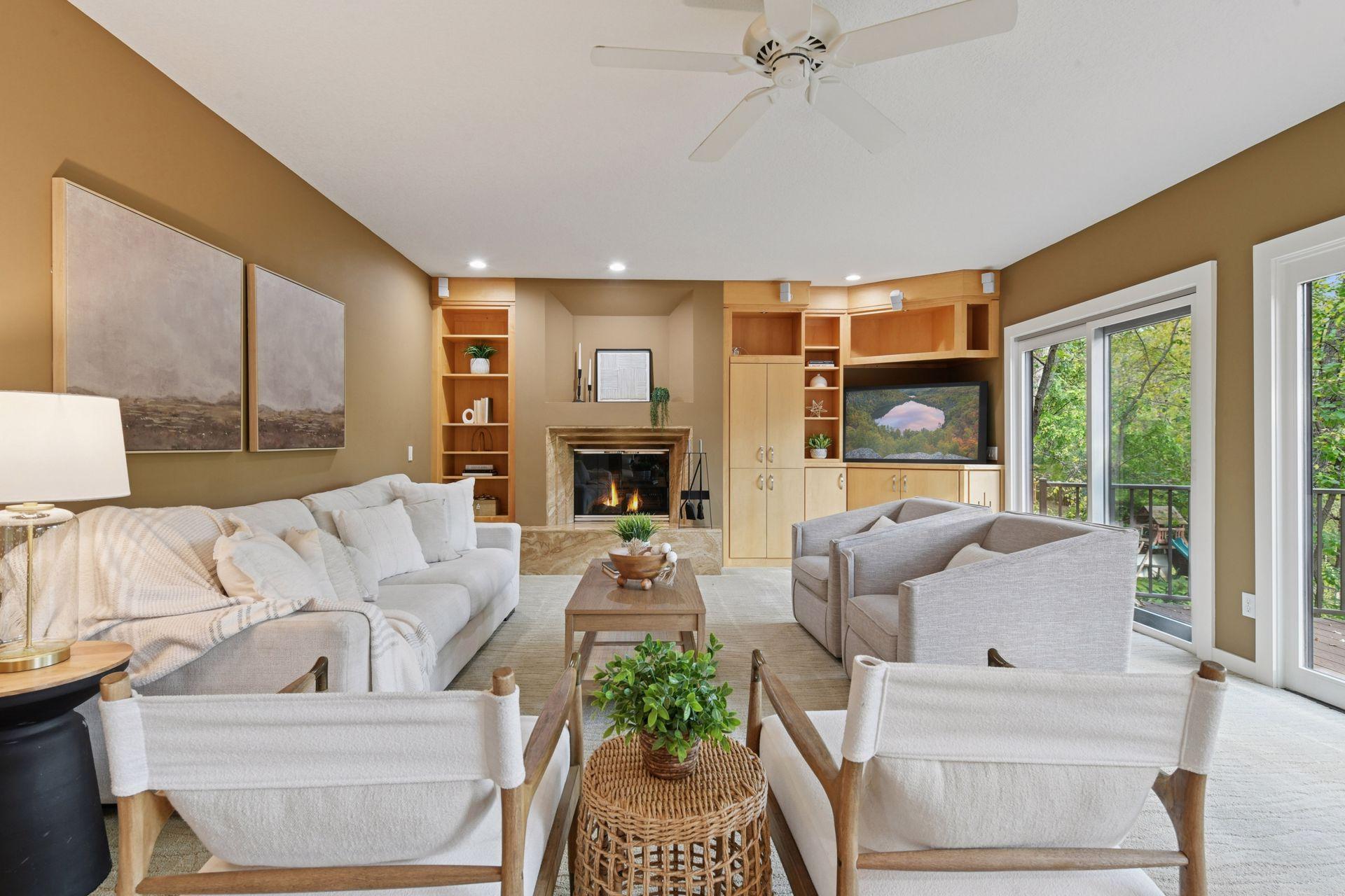 16795 Whittington Walk