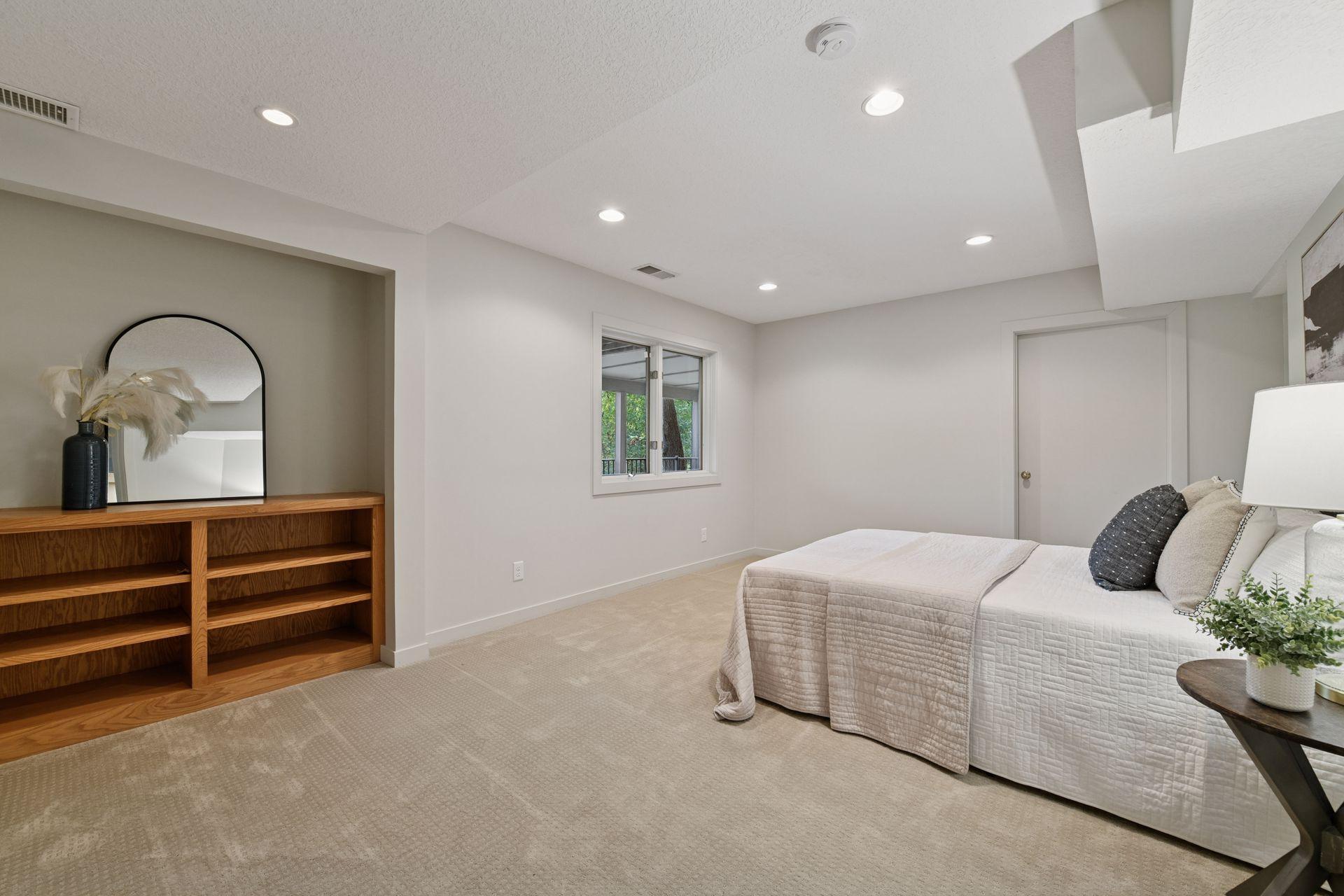 16795 Whittington Walk