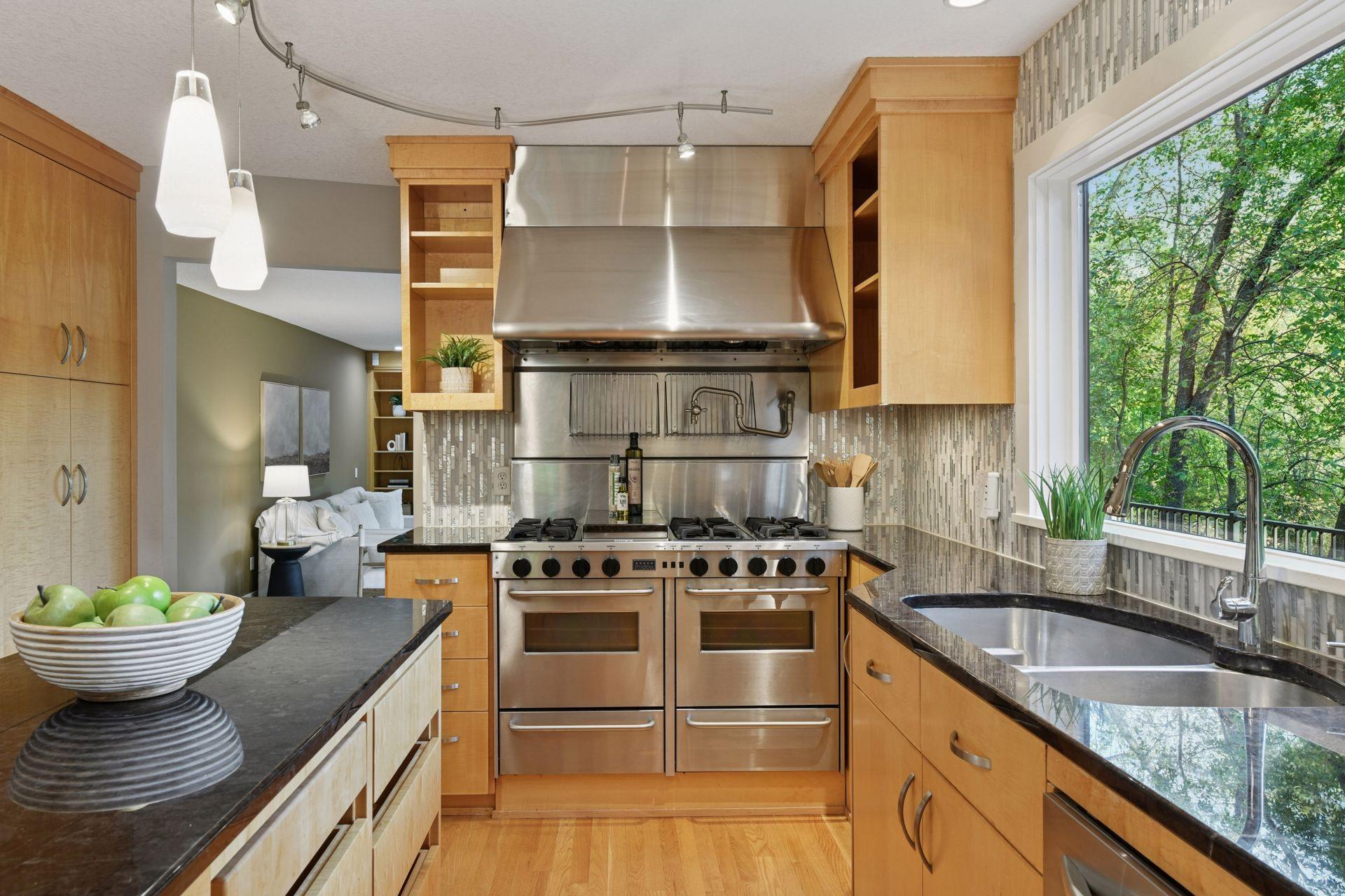 16795 Whittington Walk
