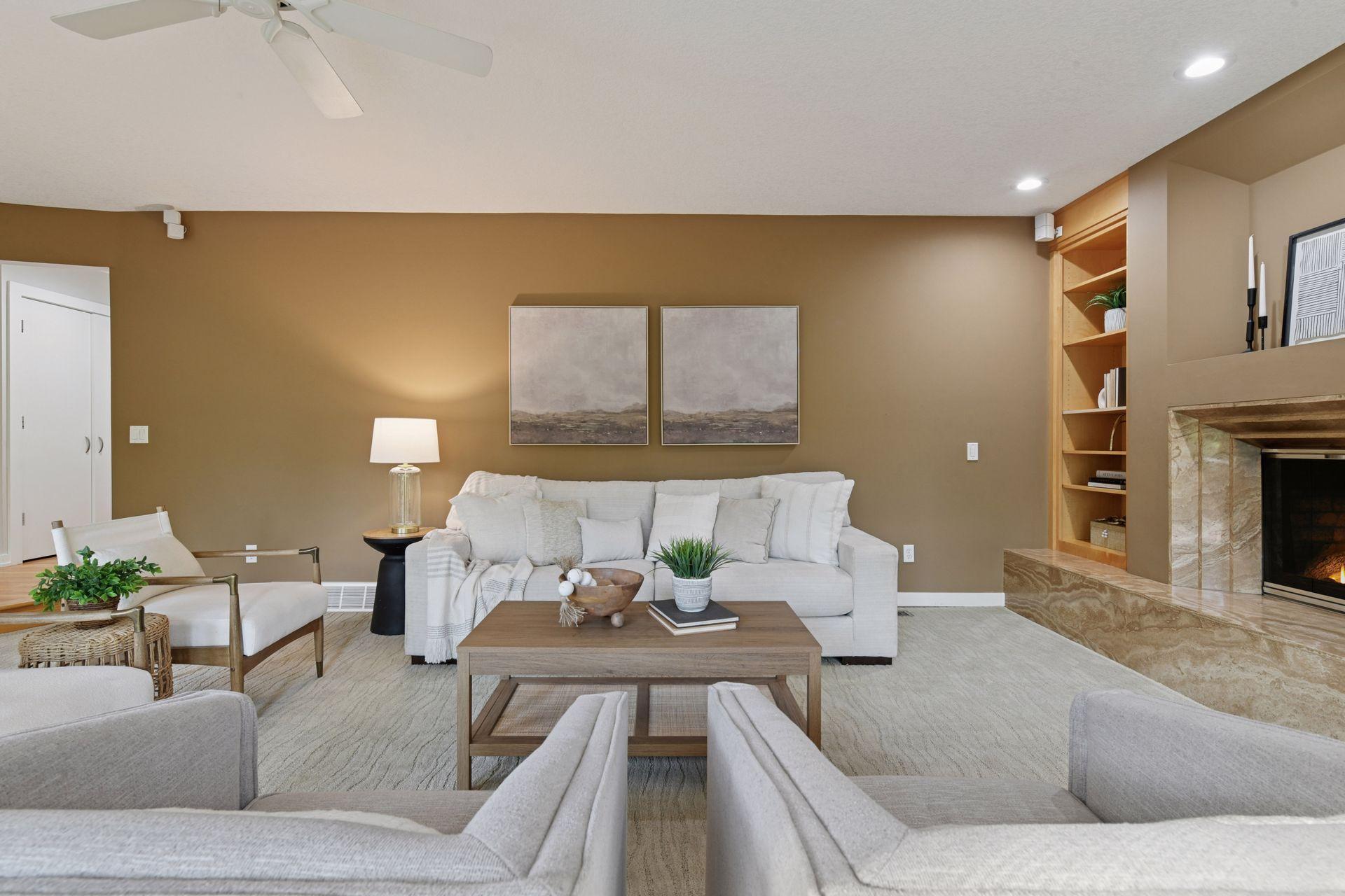 16795 Whittington Walk