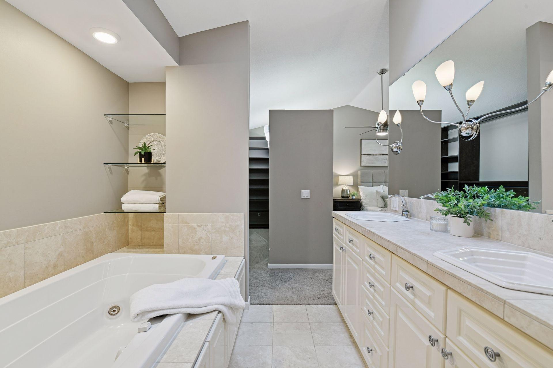 16795 Whittington Walk