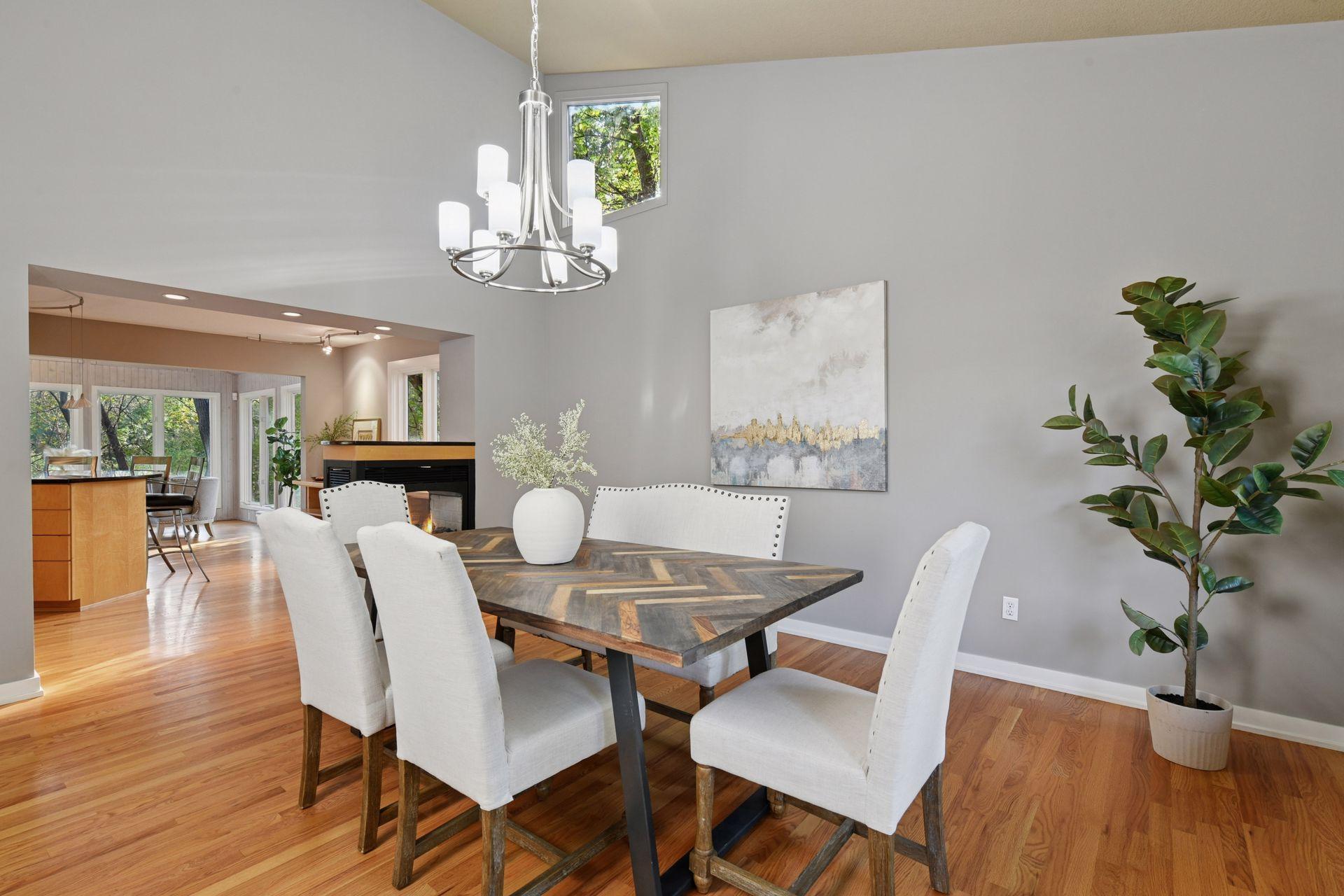 16795 Whittington Walk