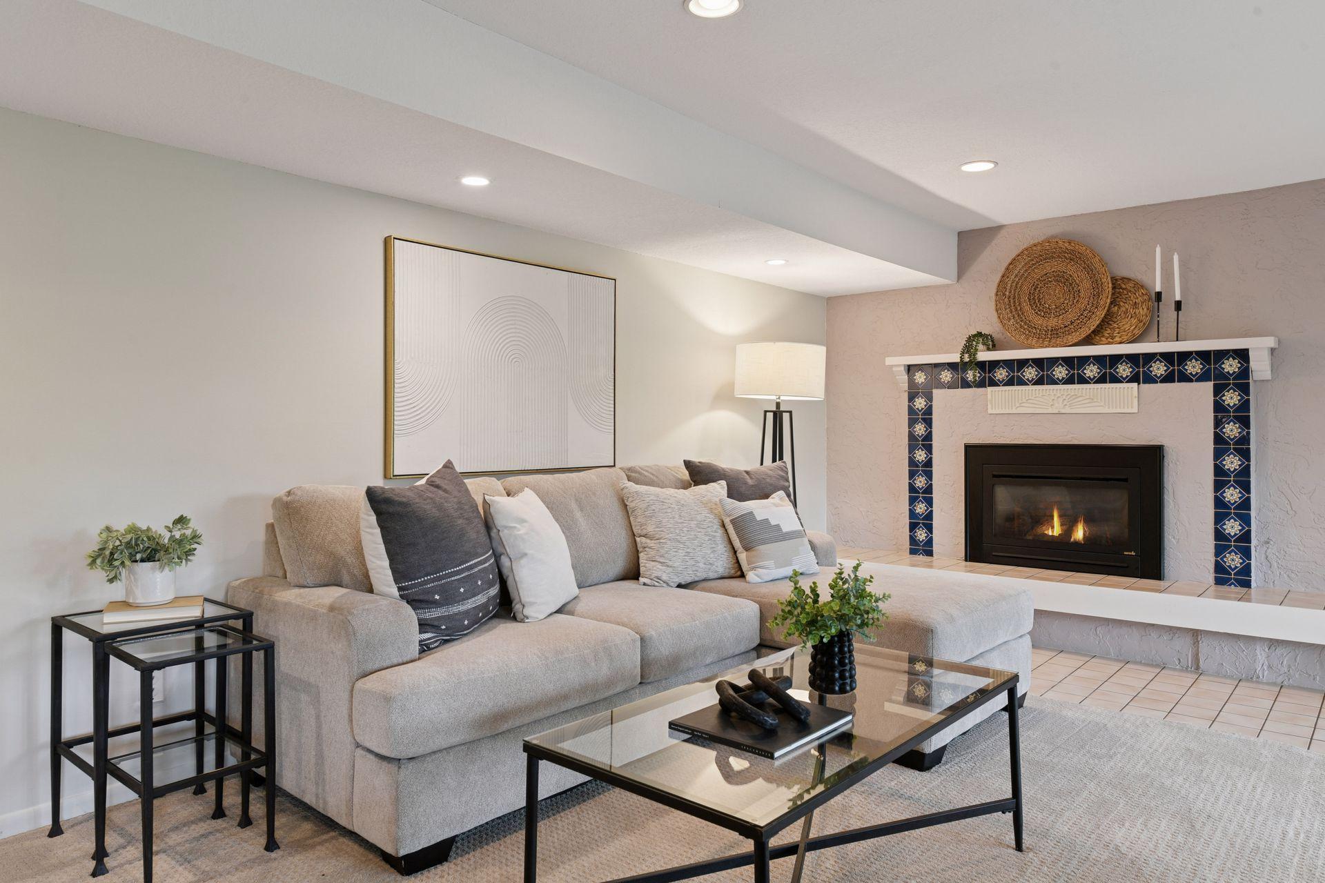 16795 Whittington Walk