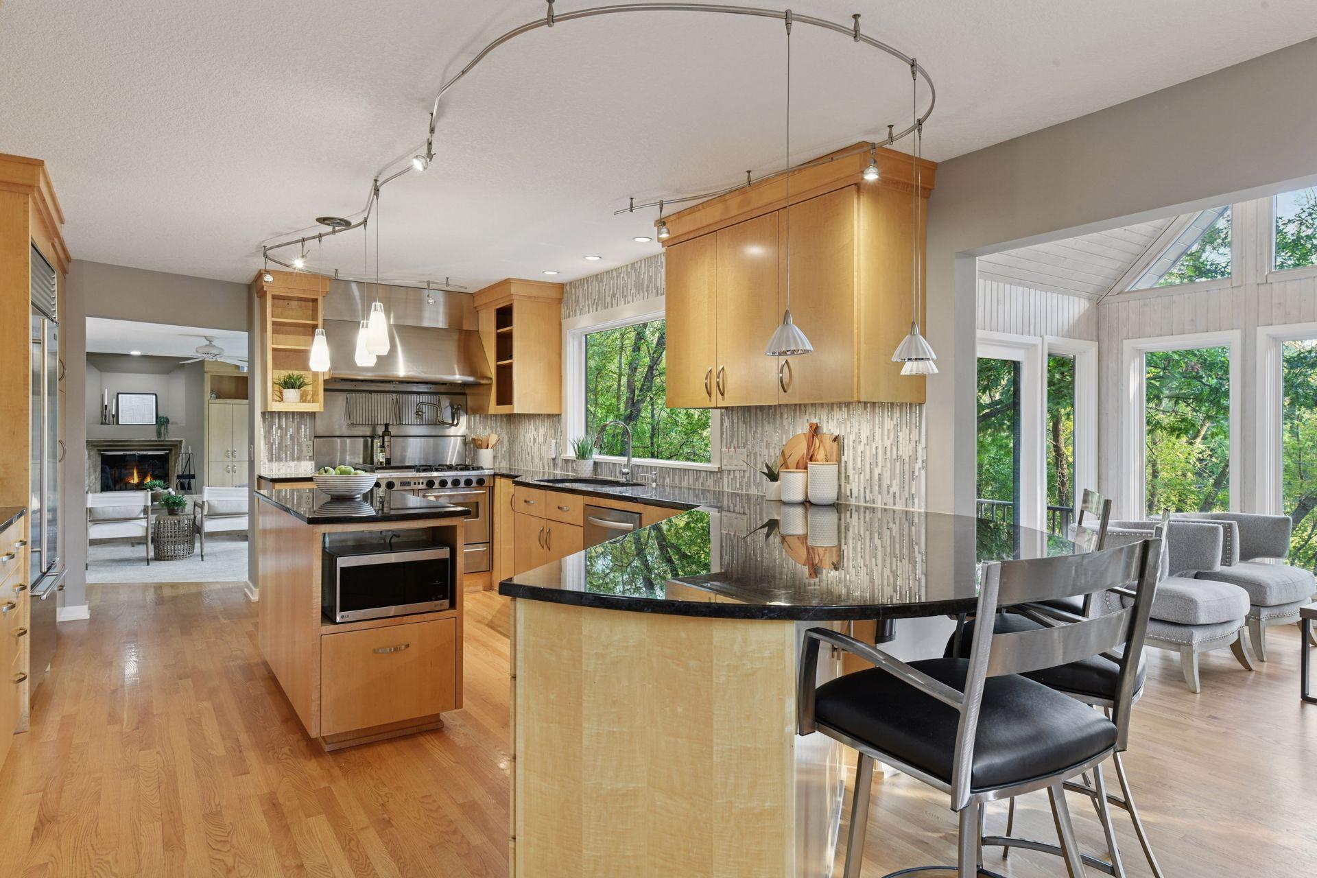 16795 Whittington Walk