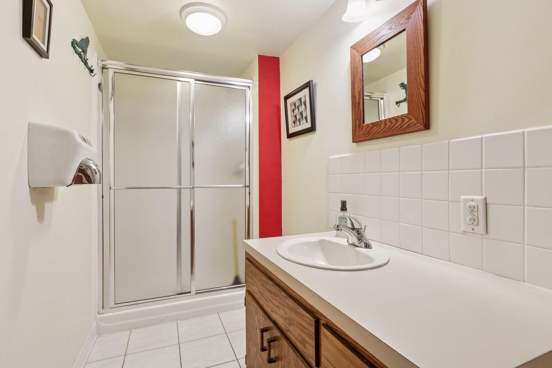 357 Kellogg Boulevard E Unit: 8