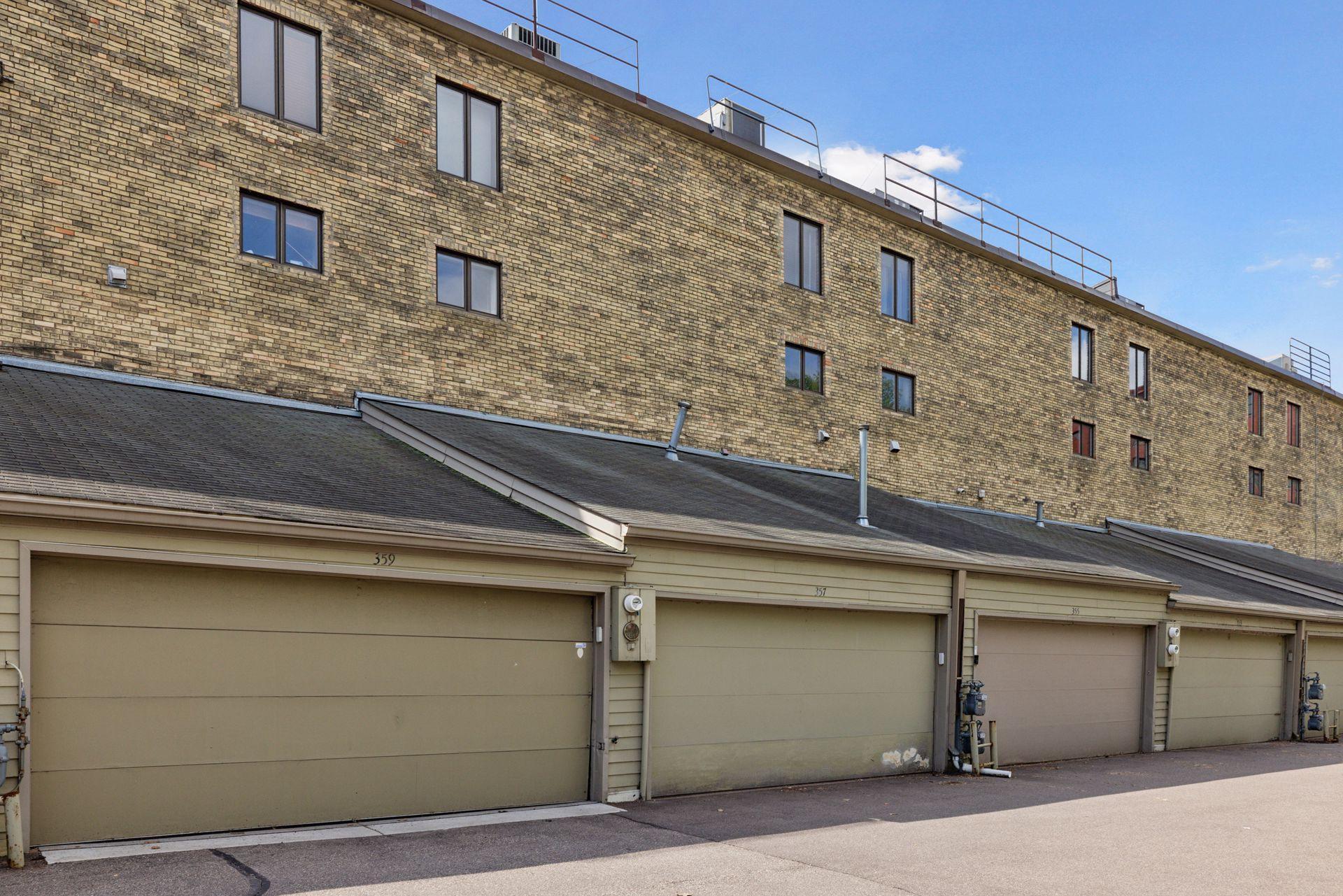 357 Kellogg Boulevard E Unit: 8