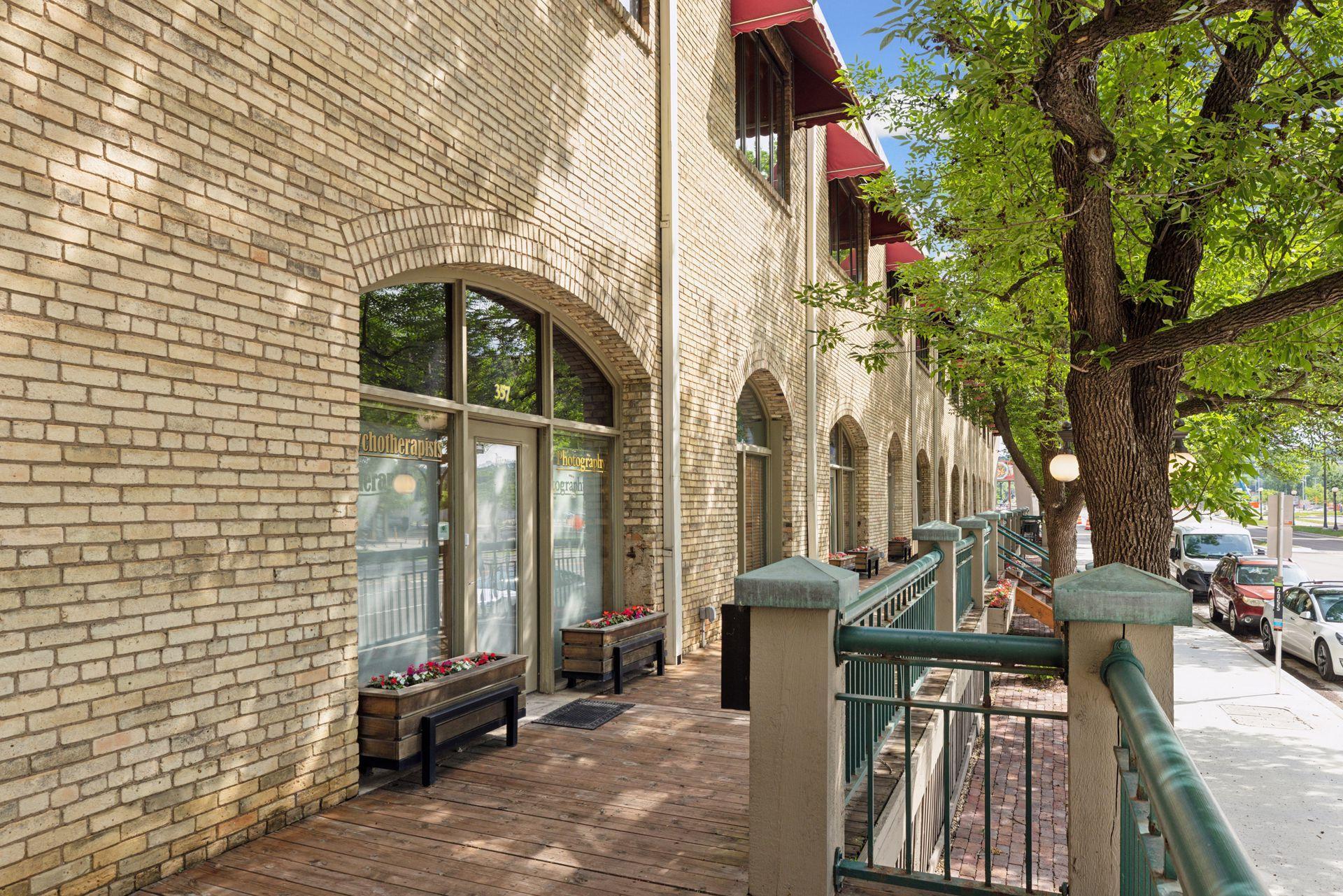 357 Kellogg Boulevard E Unit: 8