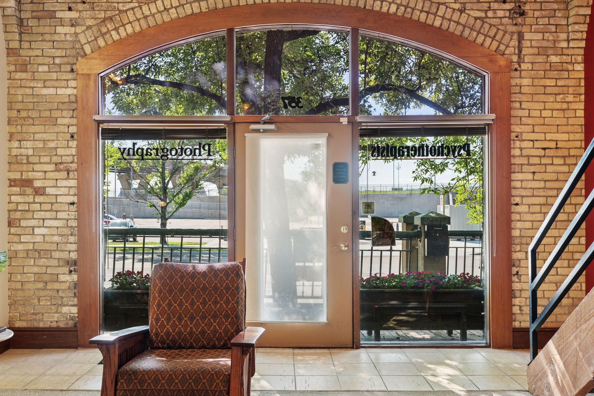 357 Kellogg Boulevard E Unit: 8