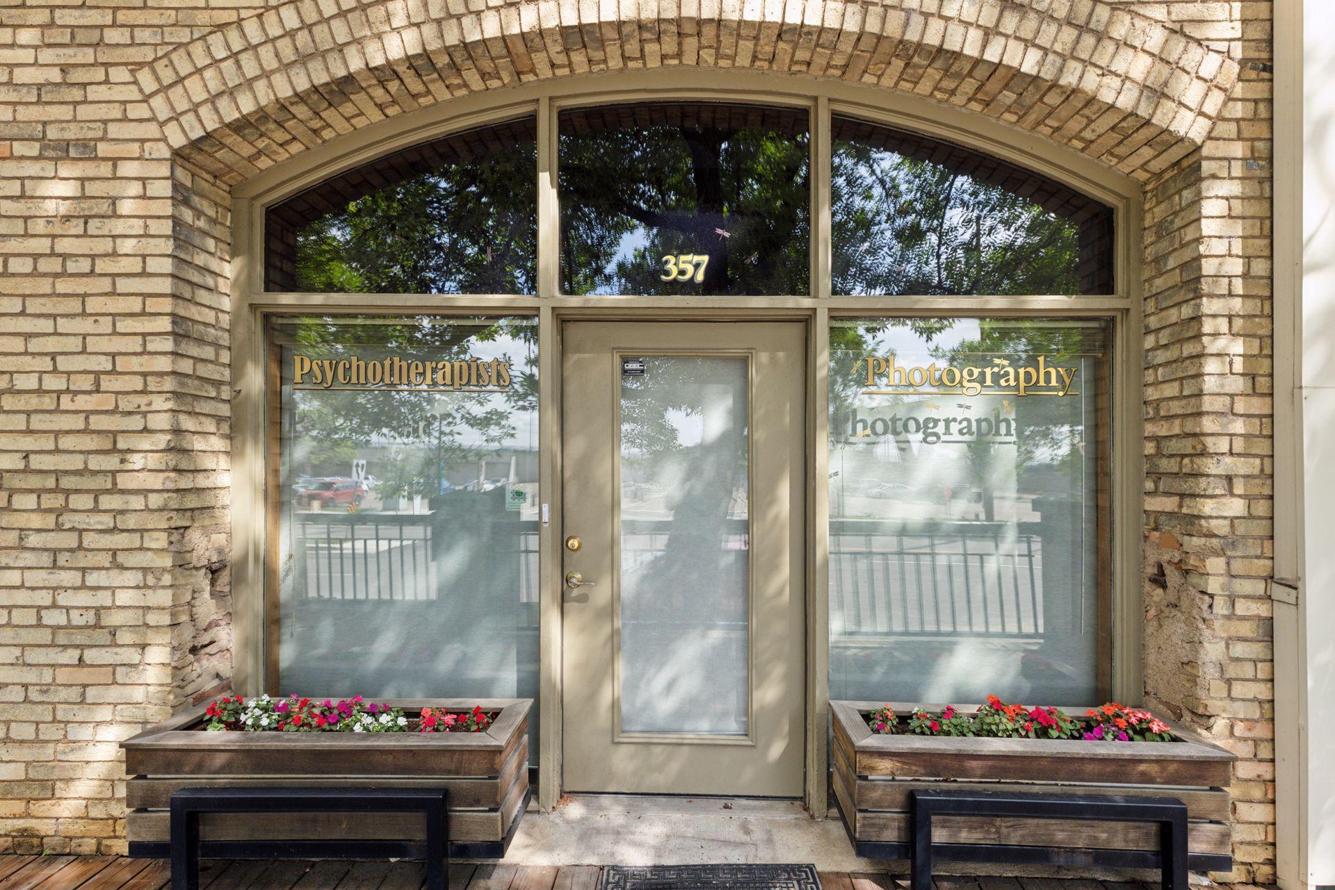 357 Kellogg Boulevard E Unit: 8