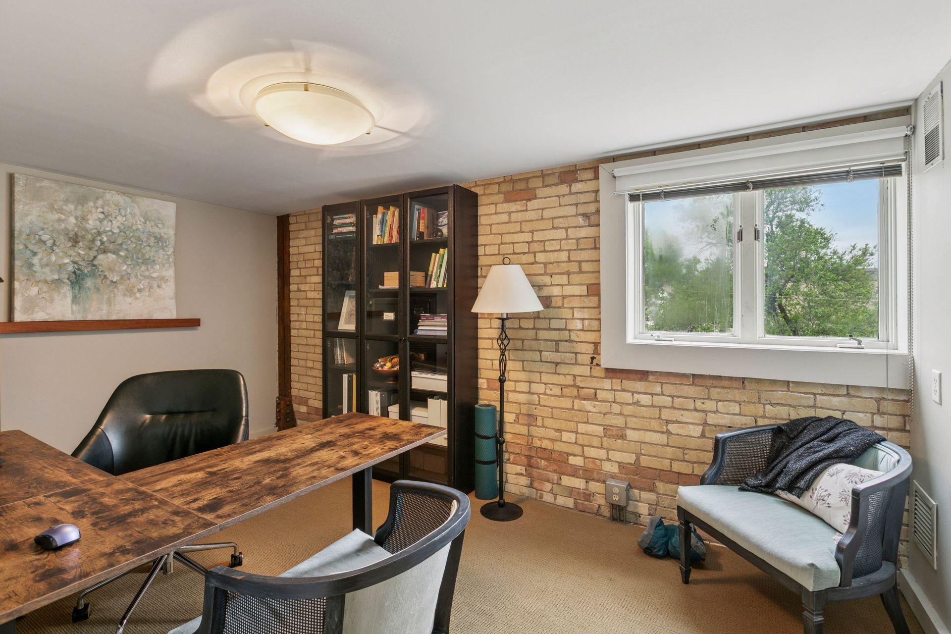 357 Kellogg Boulevard E Unit: 8