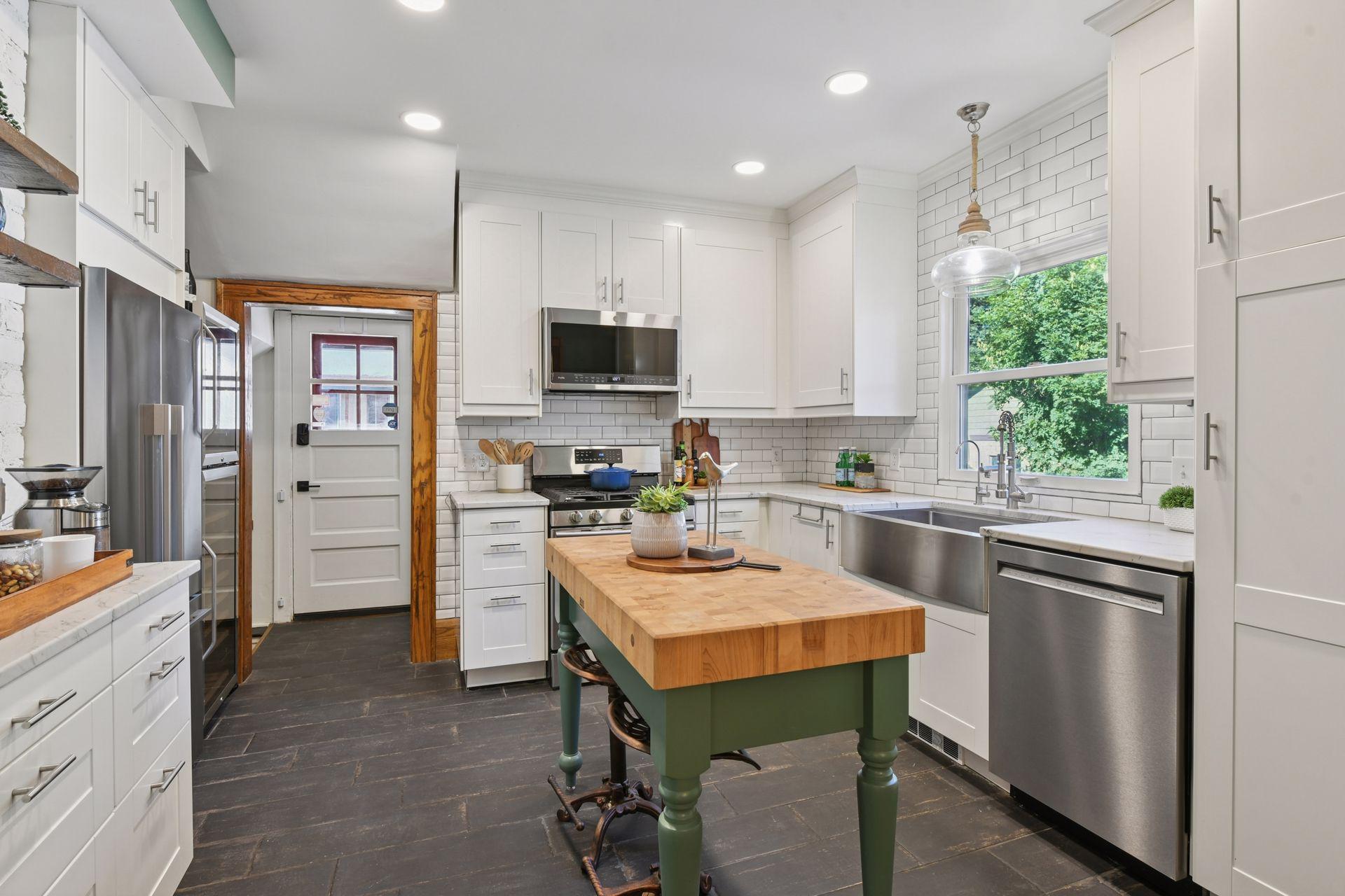 2133 Berkeley Avenue