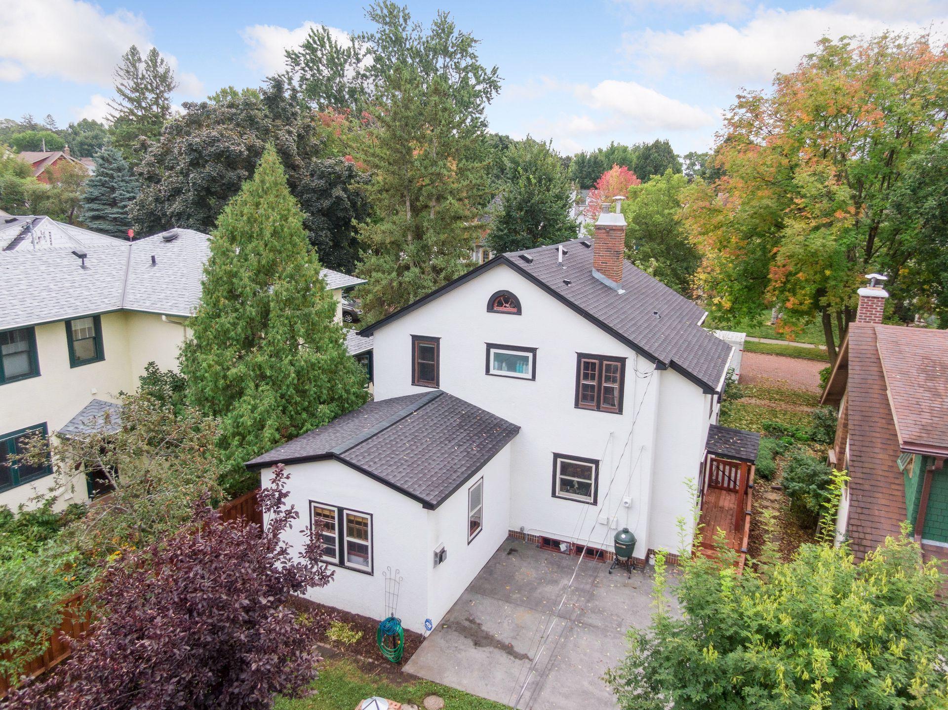 2133 Berkeley Avenue