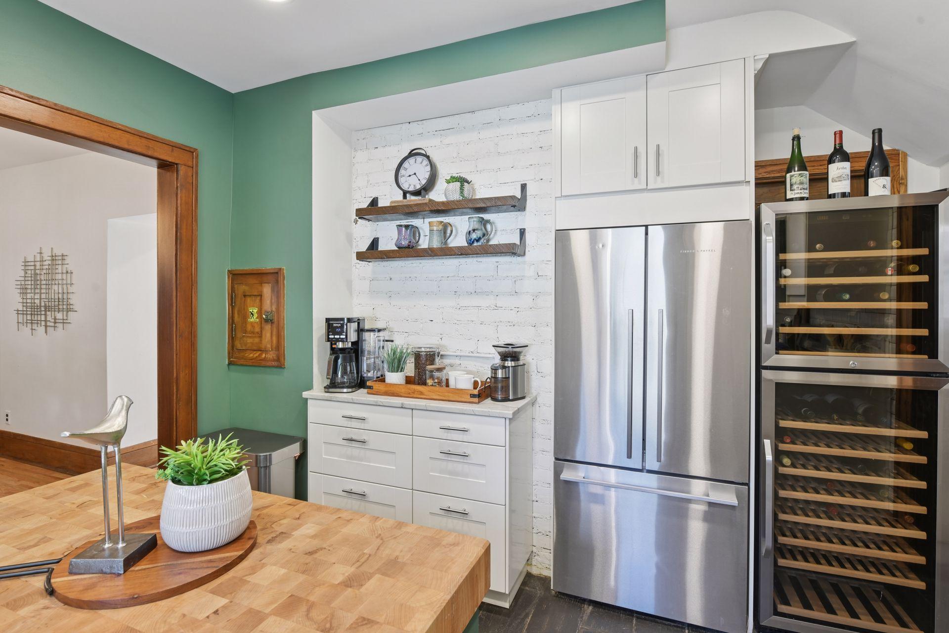 2133 Berkeley Avenue