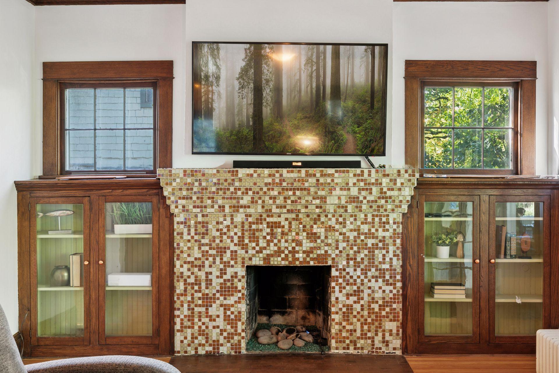 2833 Irving Avenue S