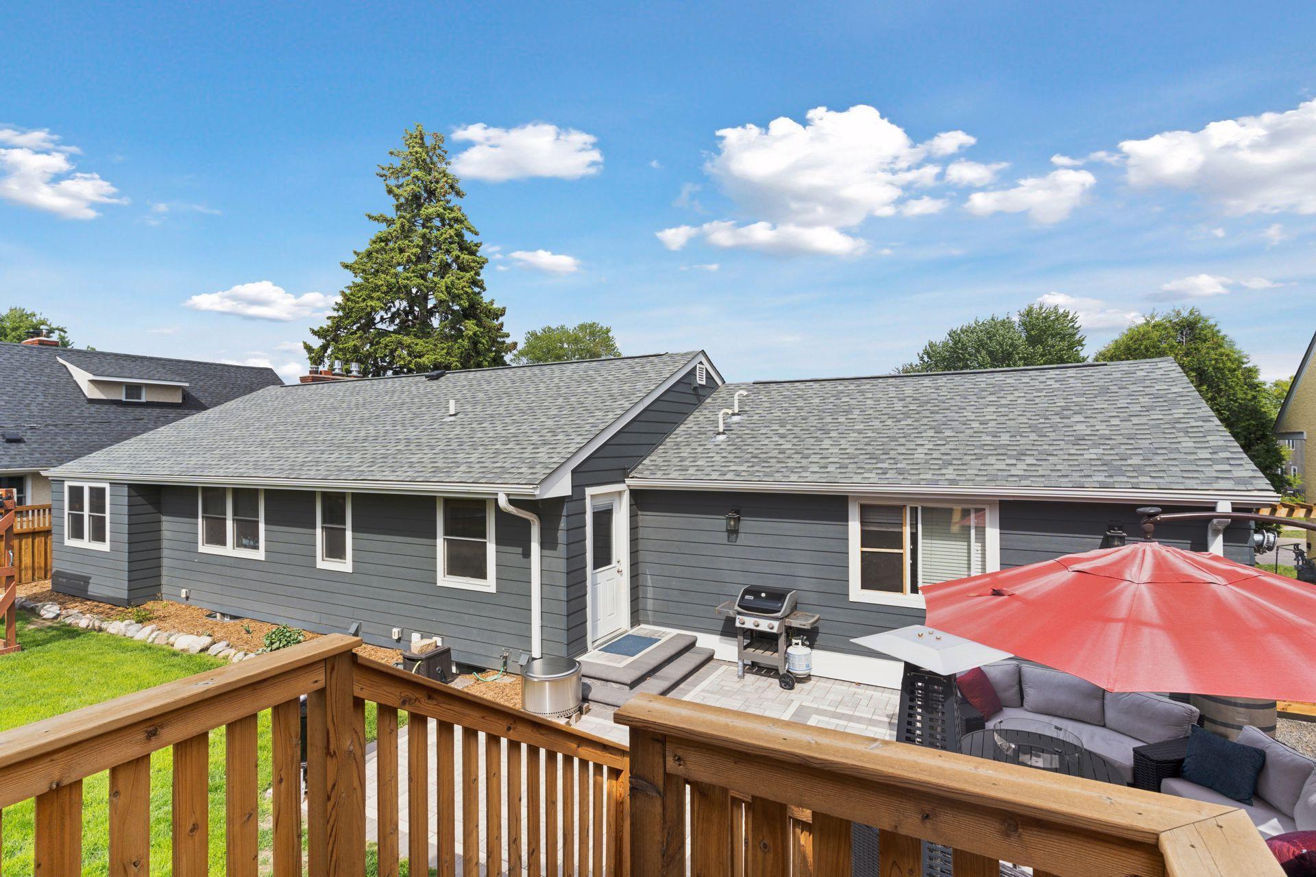 633 Saratoga Street S