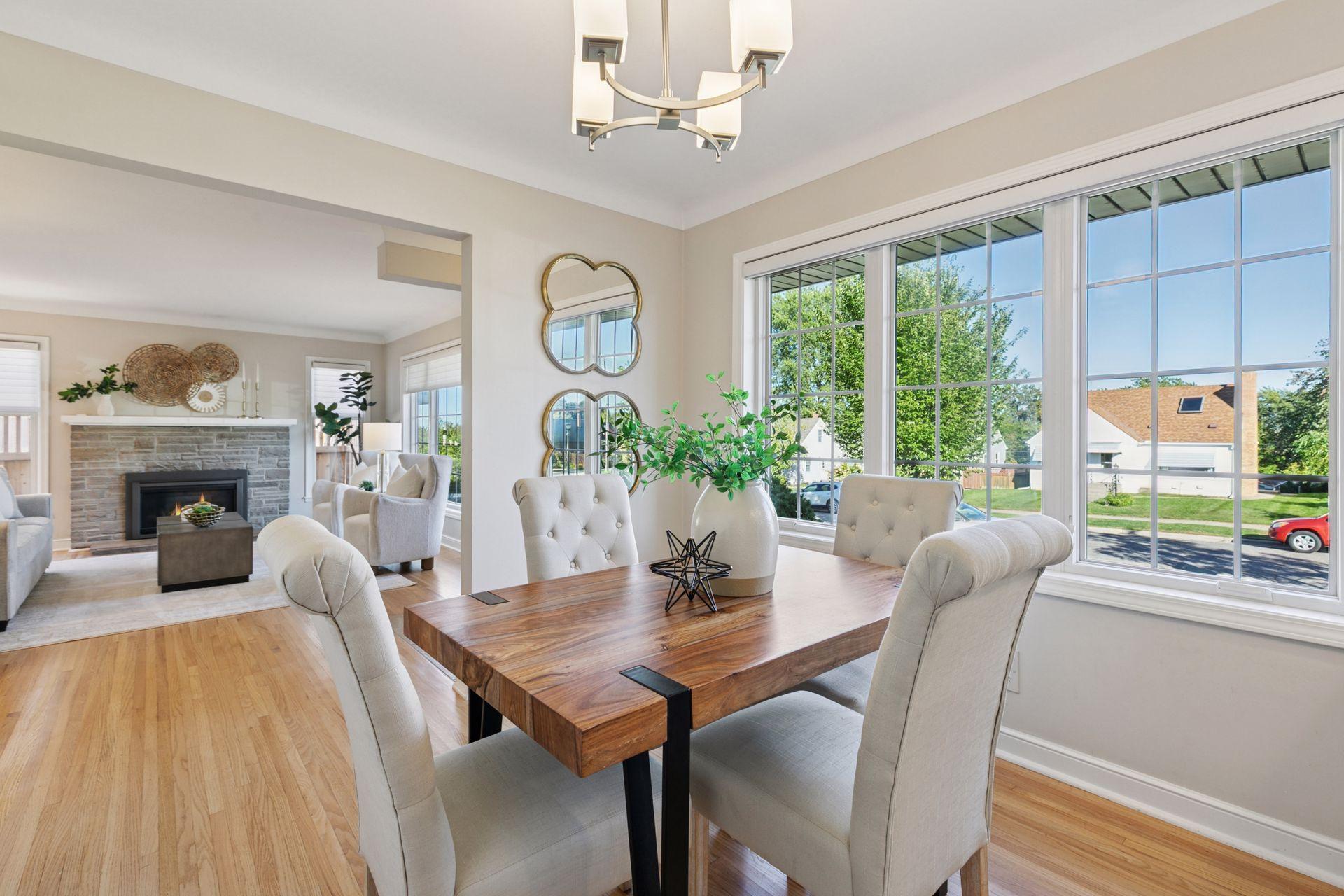 633 Saratoga Street S