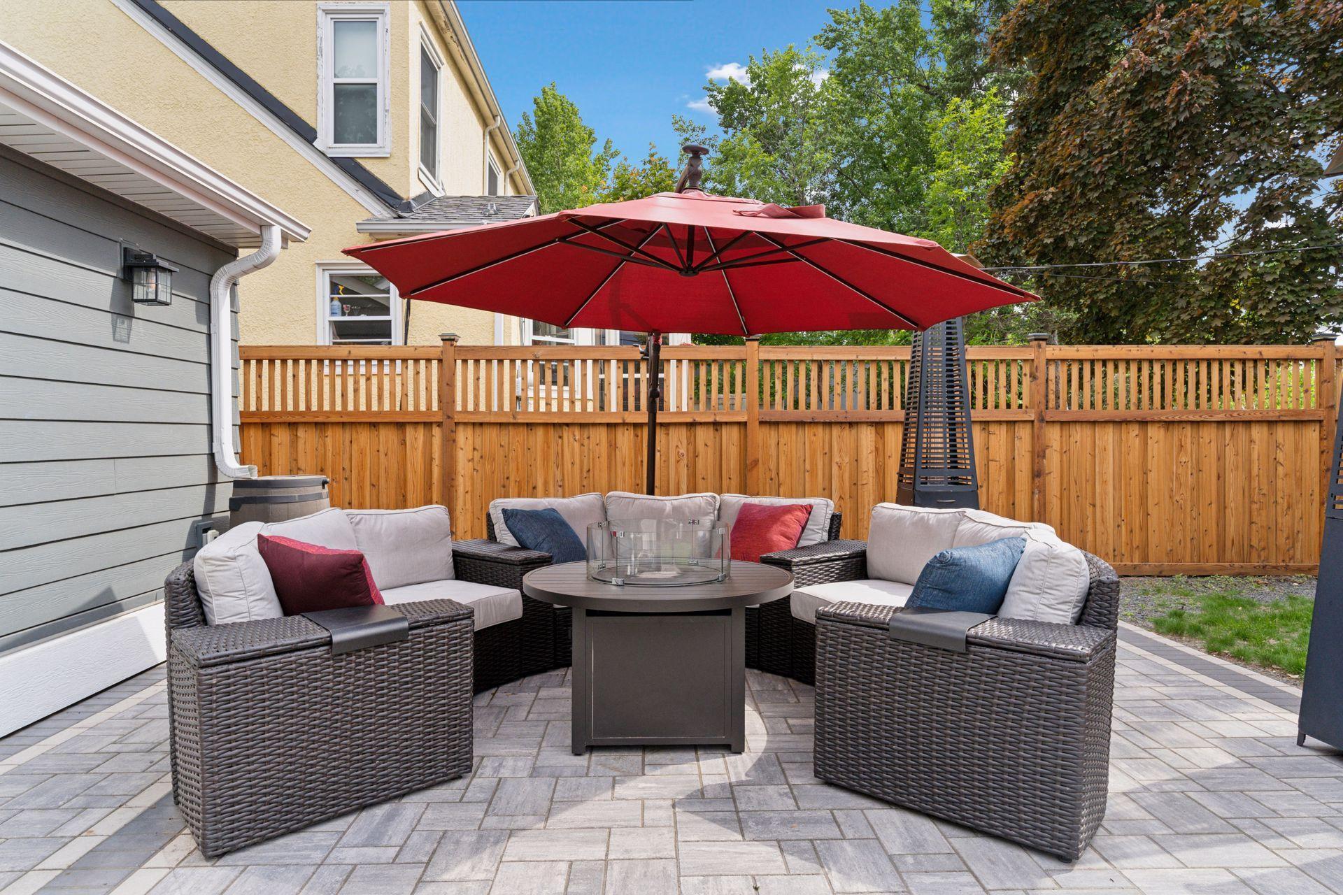 633 Saratoga Street S