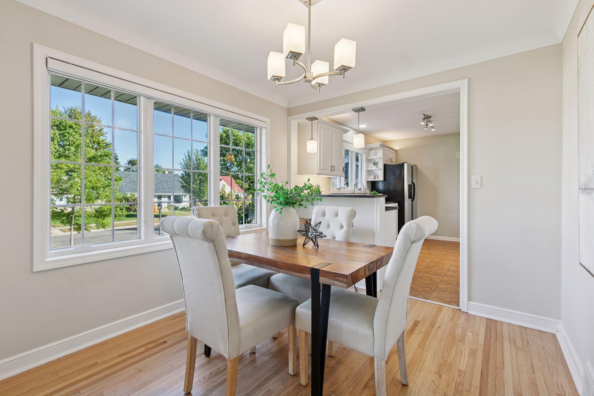 633 Saratoga Street S