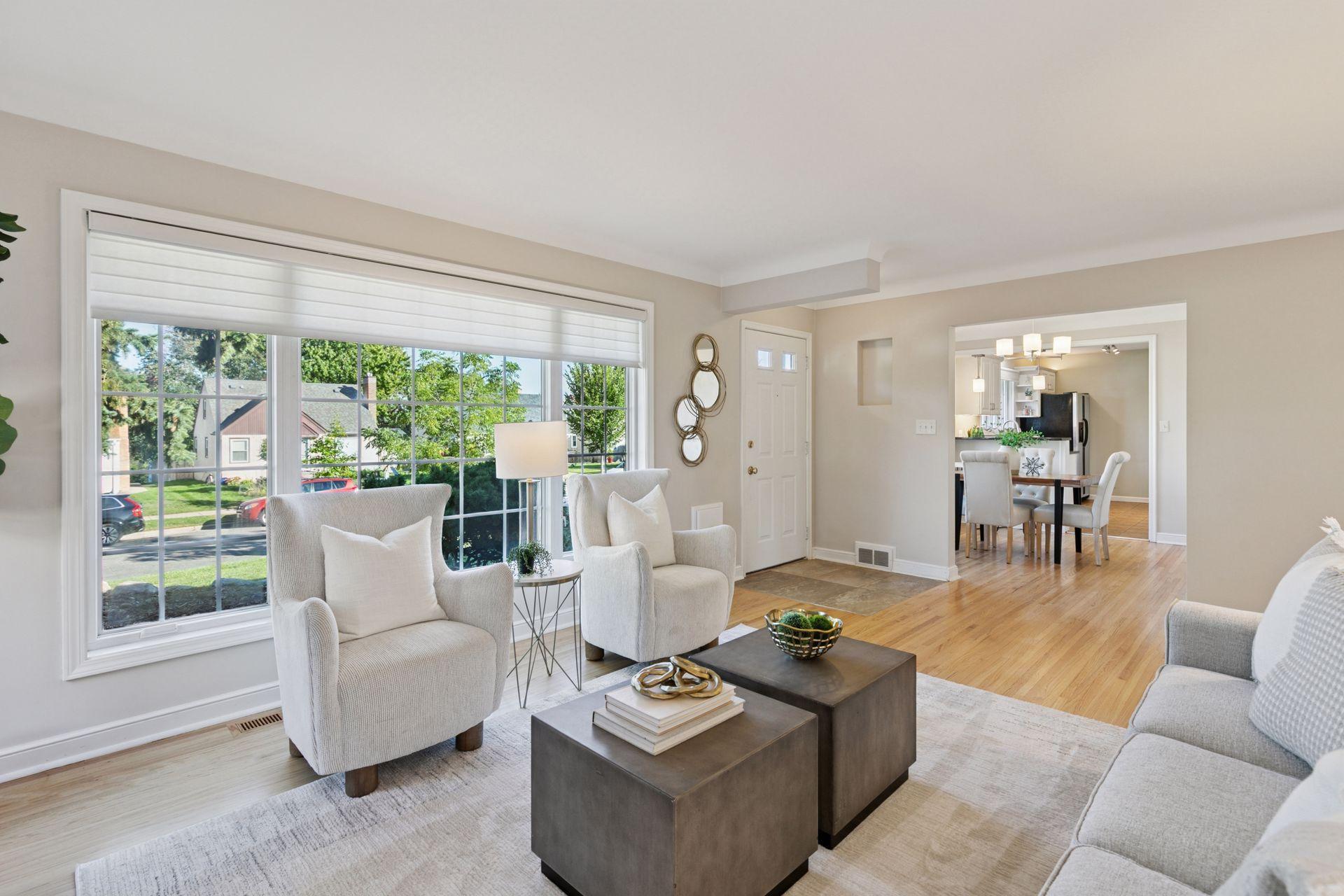 633 Saratoga Street S